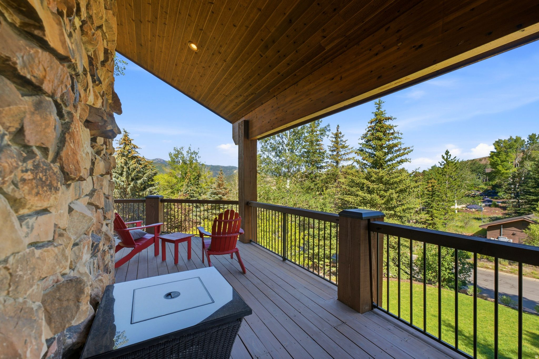 FAIRWAY HILLS - Residential