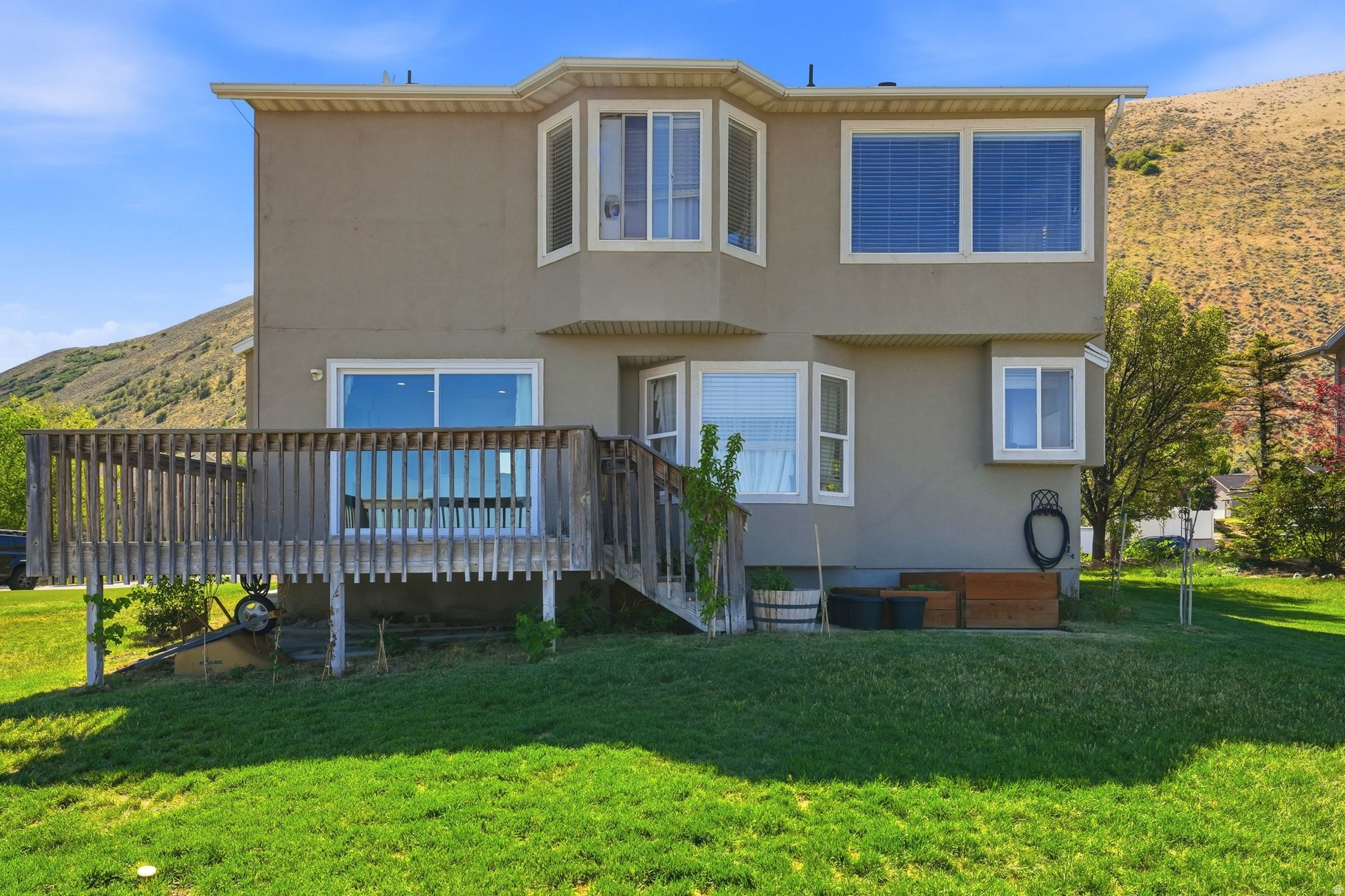 CENTENNIAL HEIGHTS - Residential