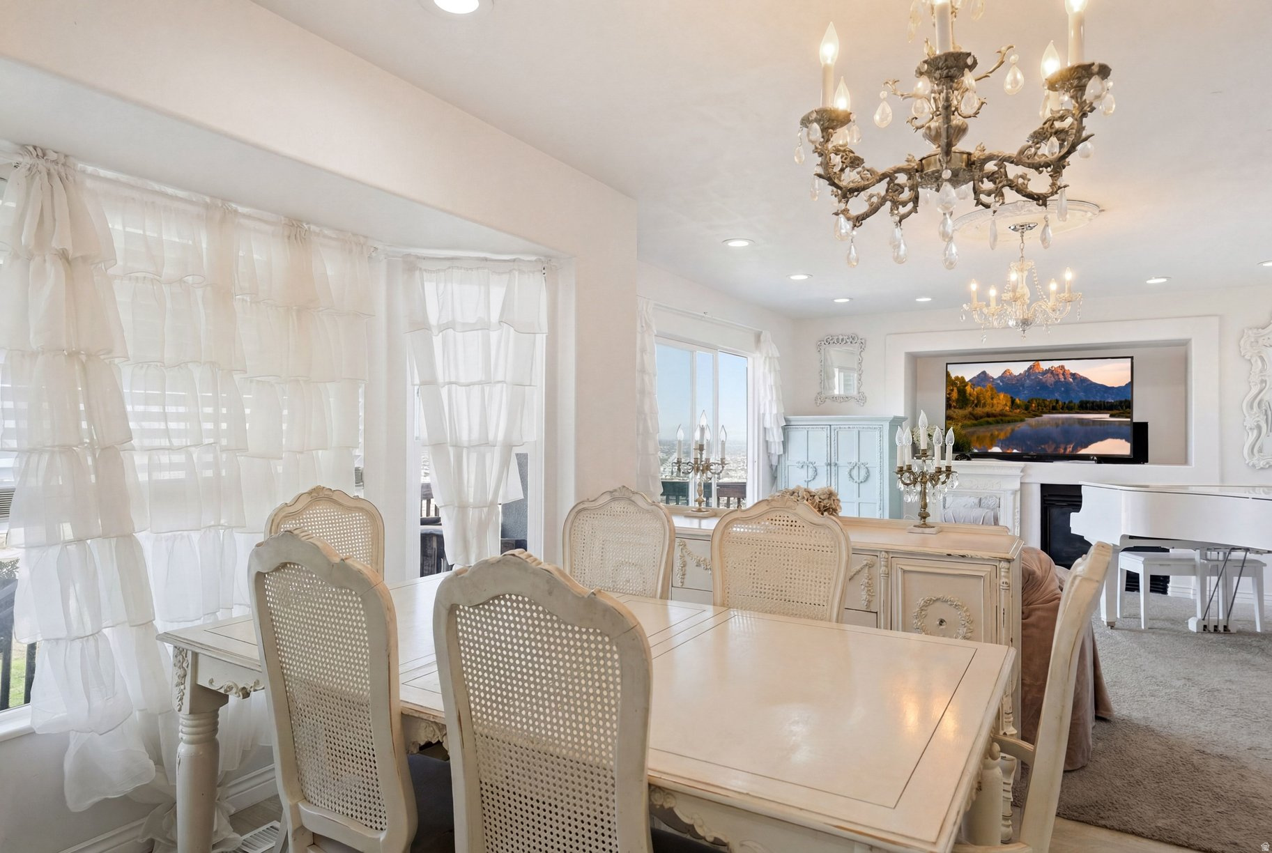 CENTENNIAL HEIGHTS - Residential