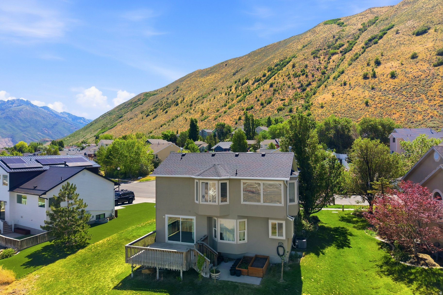 CENTENNIAL HEIGHTS - Residential