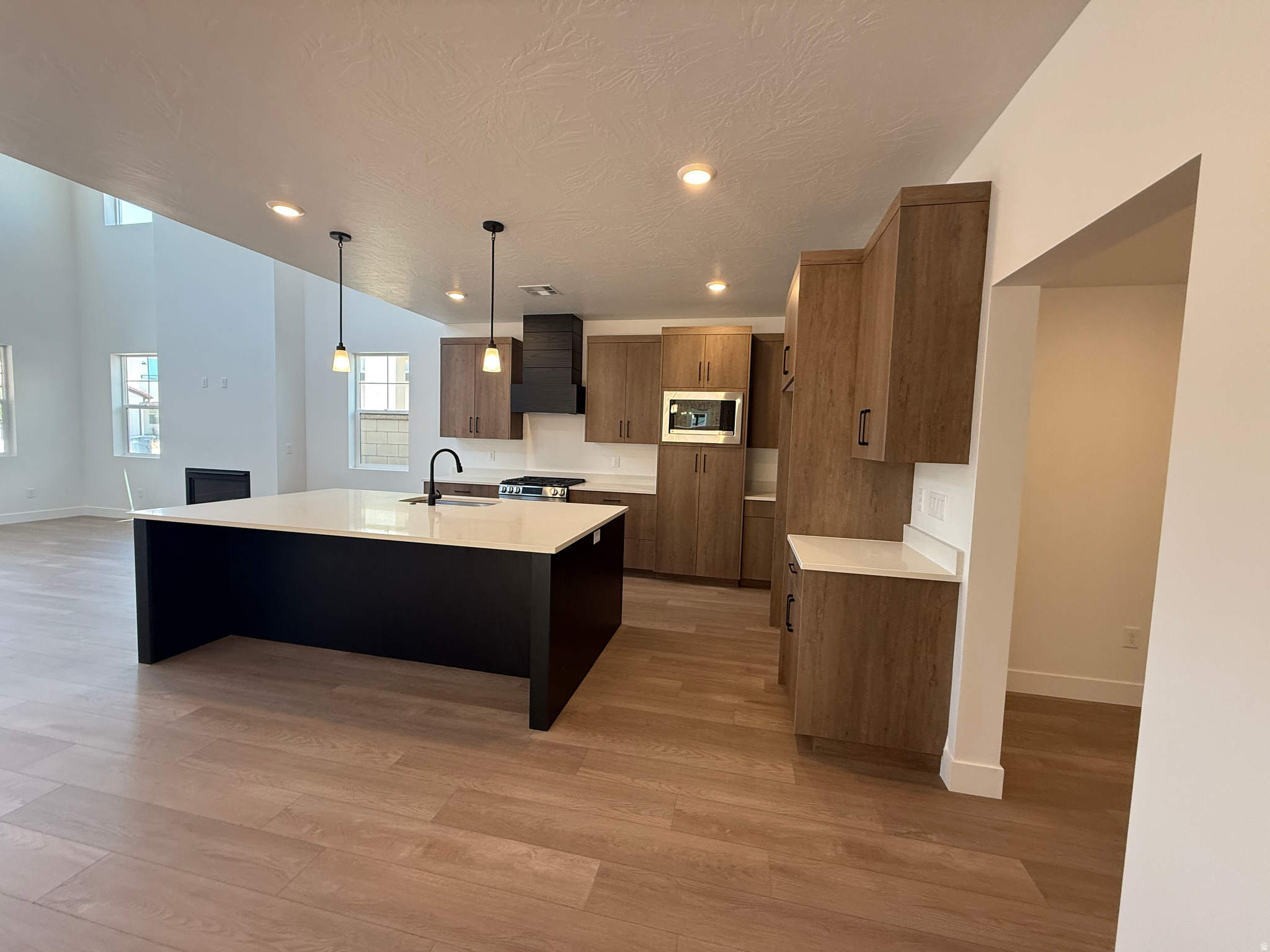 DESERT COLOR - Residential
