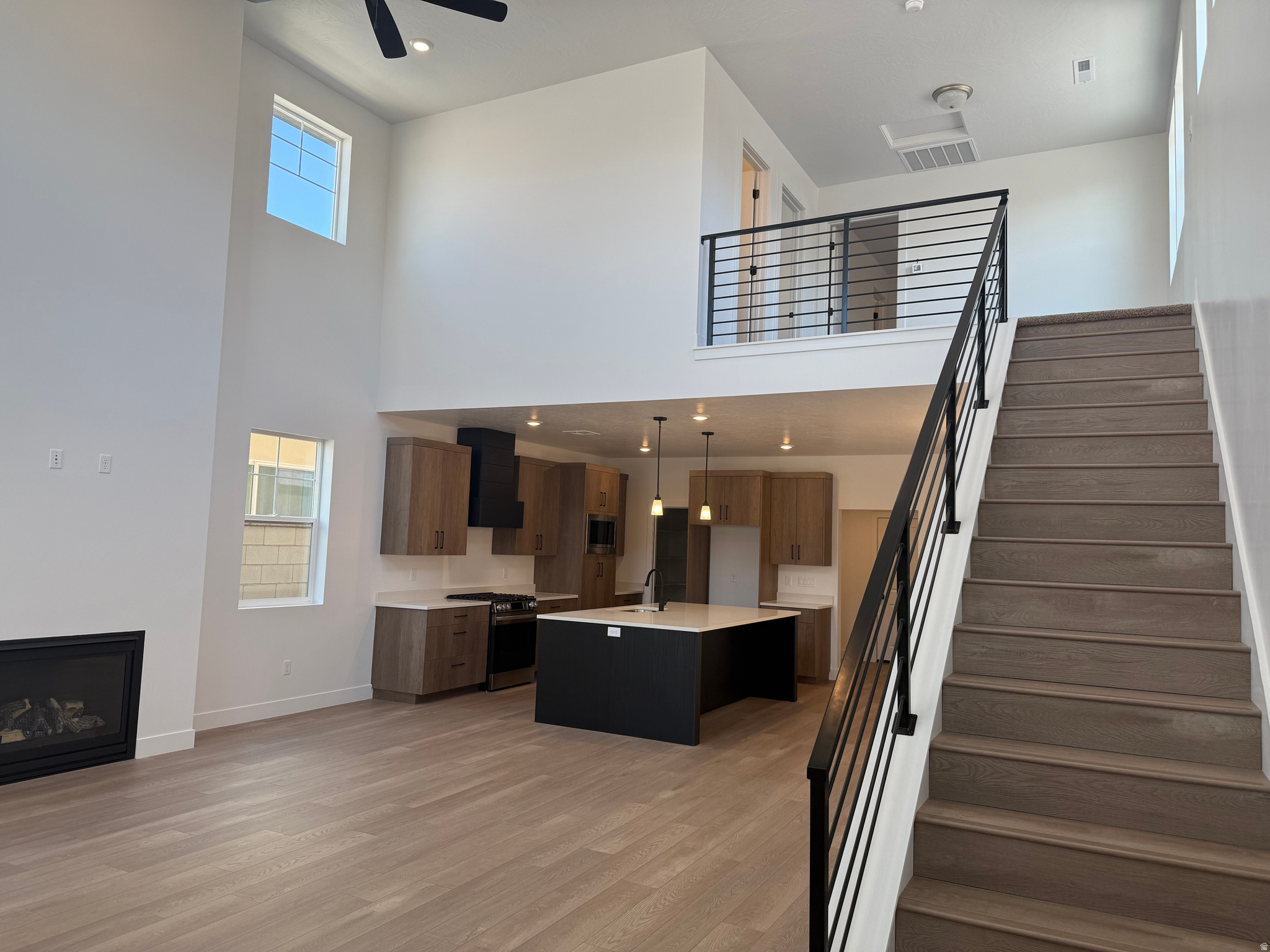 DESERT COLOR - Residential