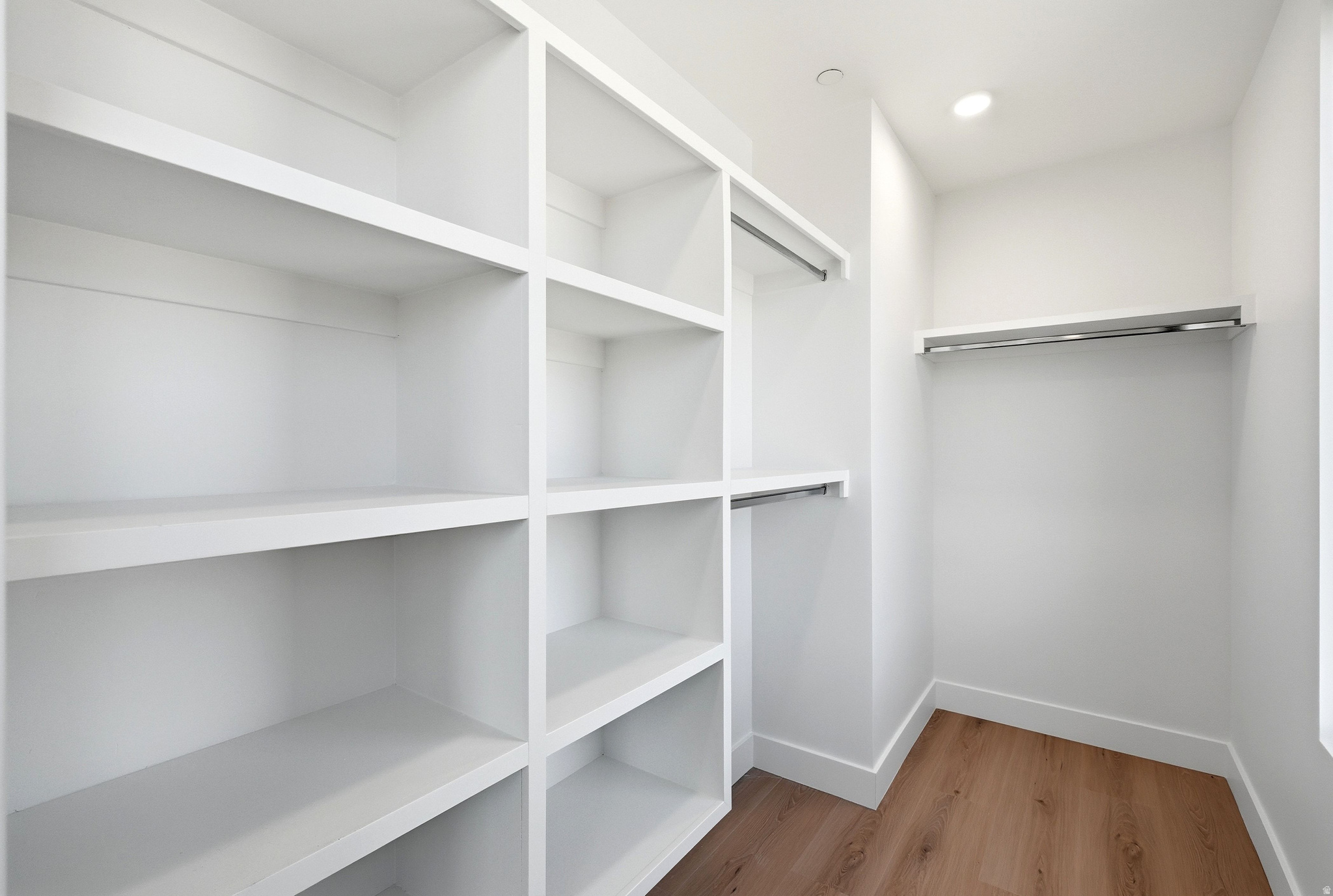 MOUNTAIN VIEW COMMON - Residential