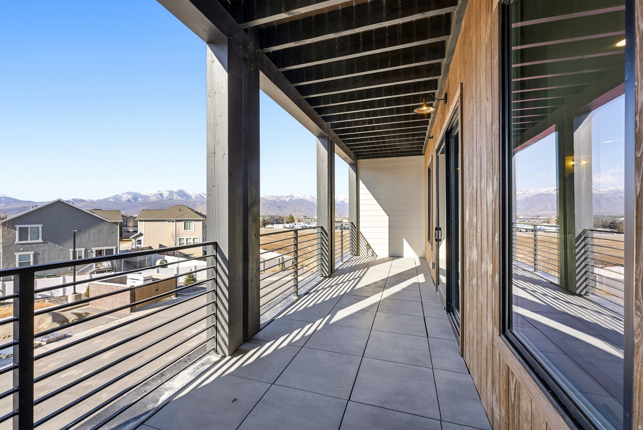 MOUNTAIN VIEW COMMON - Residential