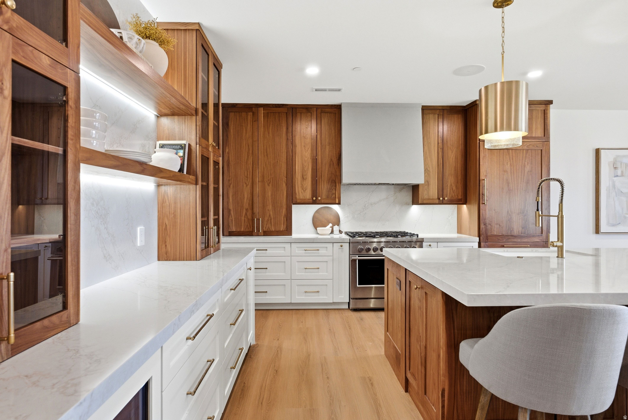 MOUNTAIN VIEW COMMON - Residential