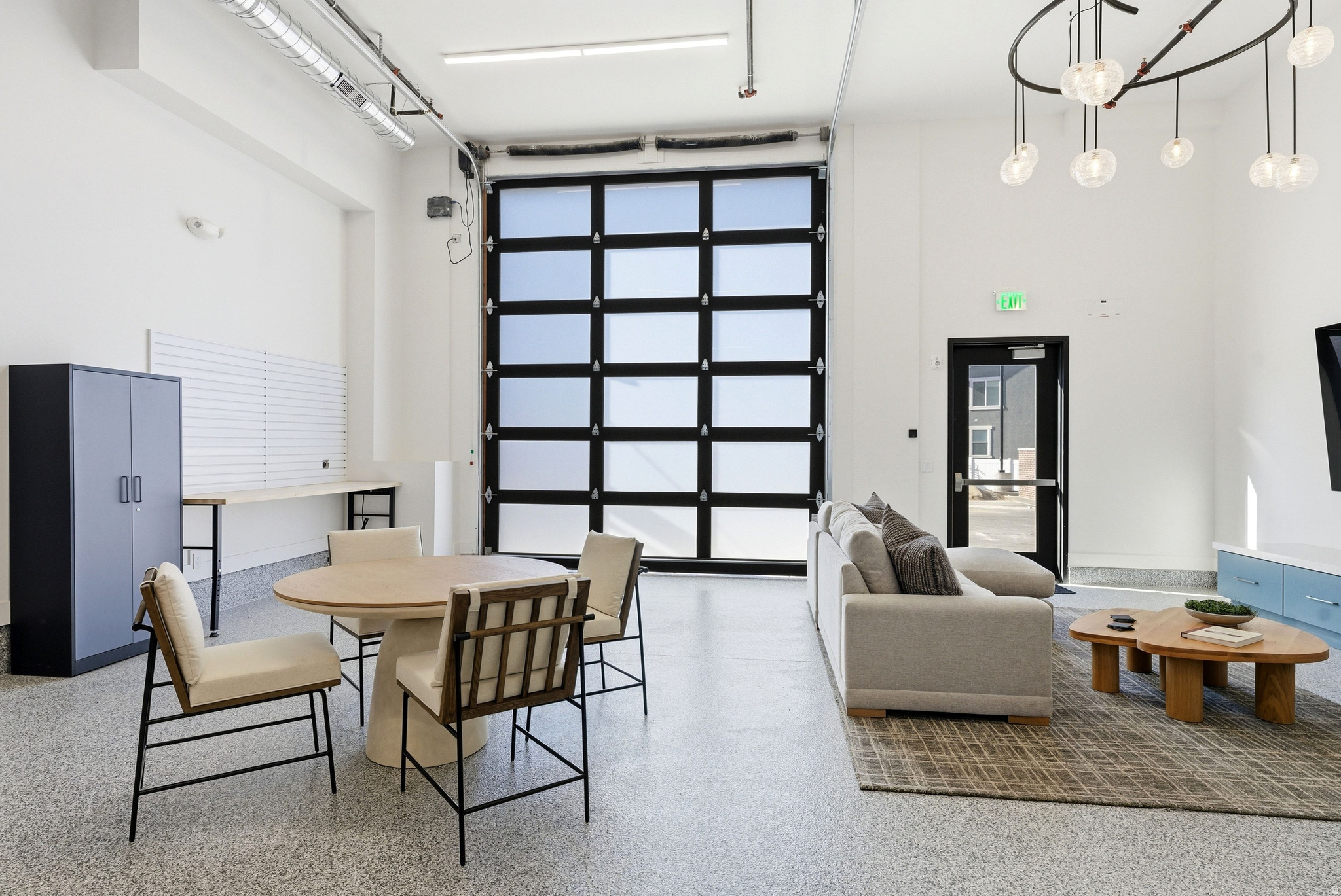 MOUNTAIN VIEW COMMON - Residential