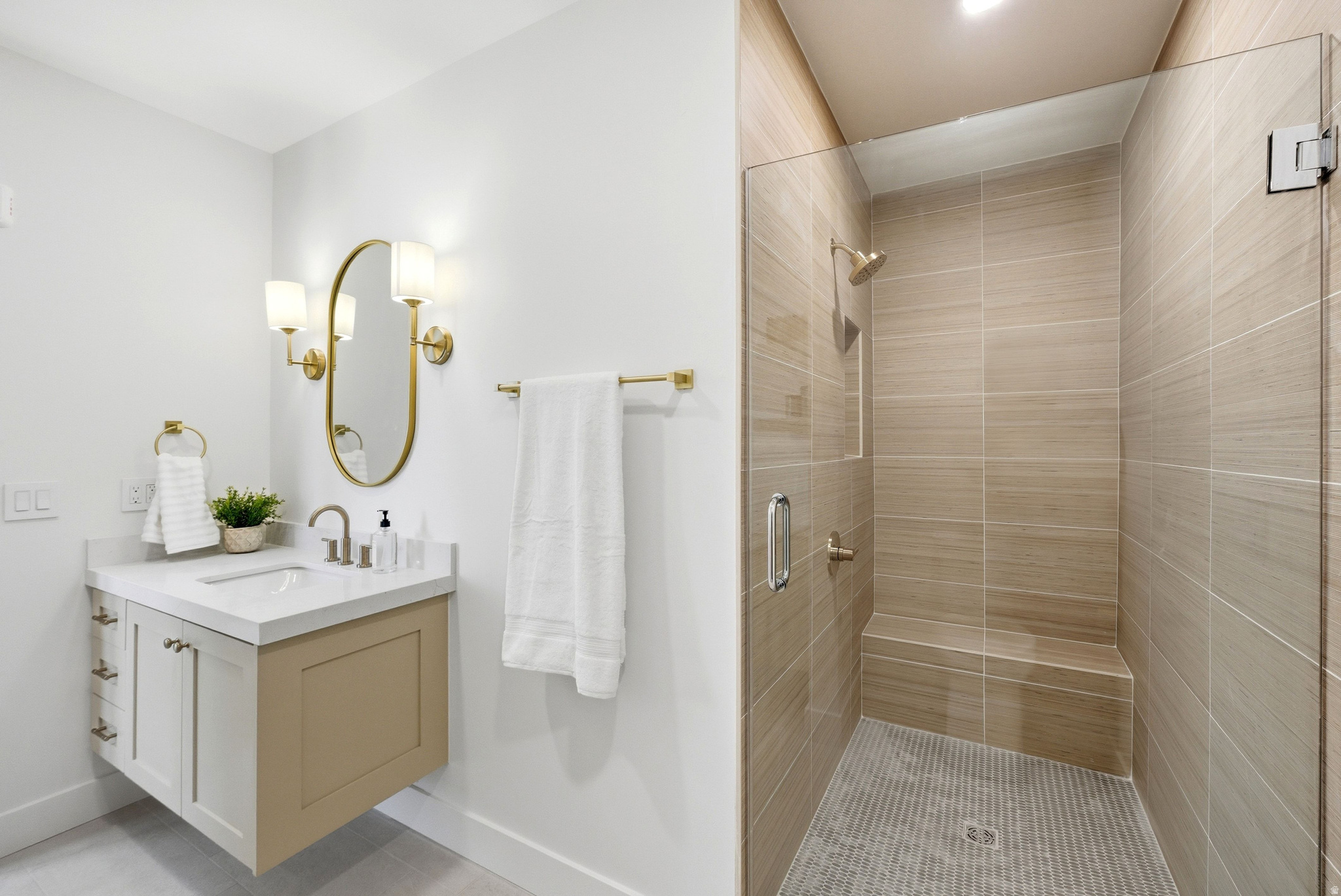 MOUNTAIN VIEW COMMON - Residential