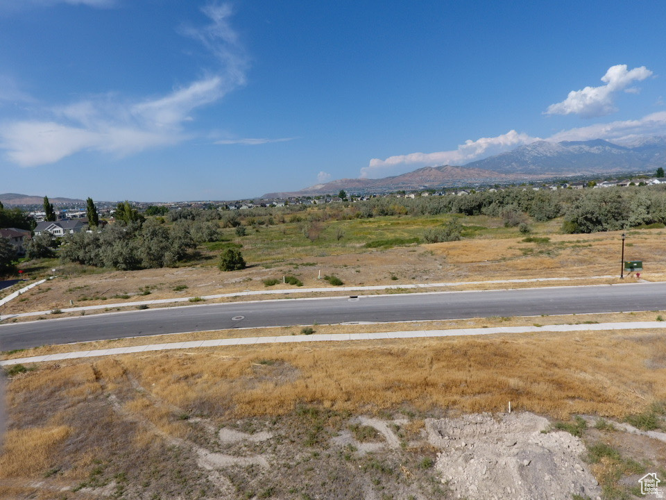 RIVERSIDE CROSSING - Land