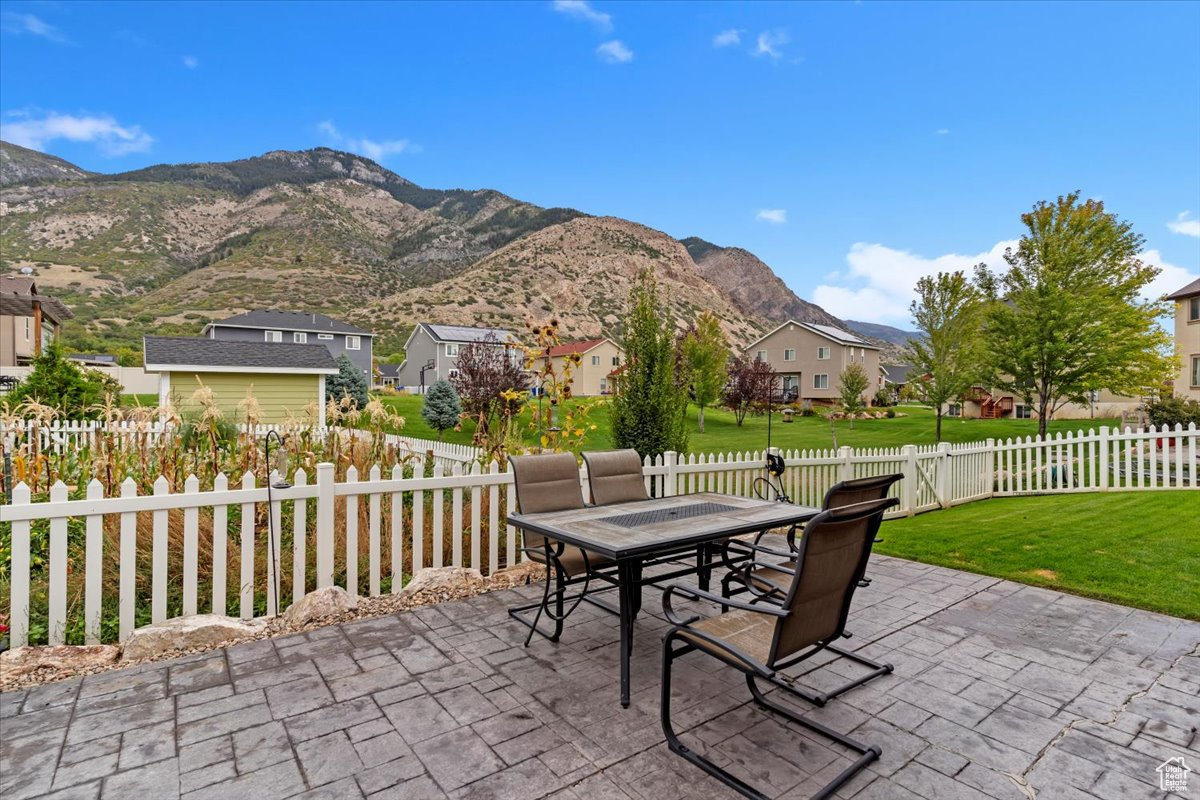 LEWIS PEAK - Residential