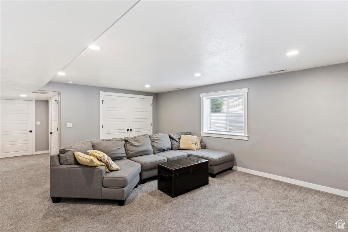 LEWIS PEAK - Residential