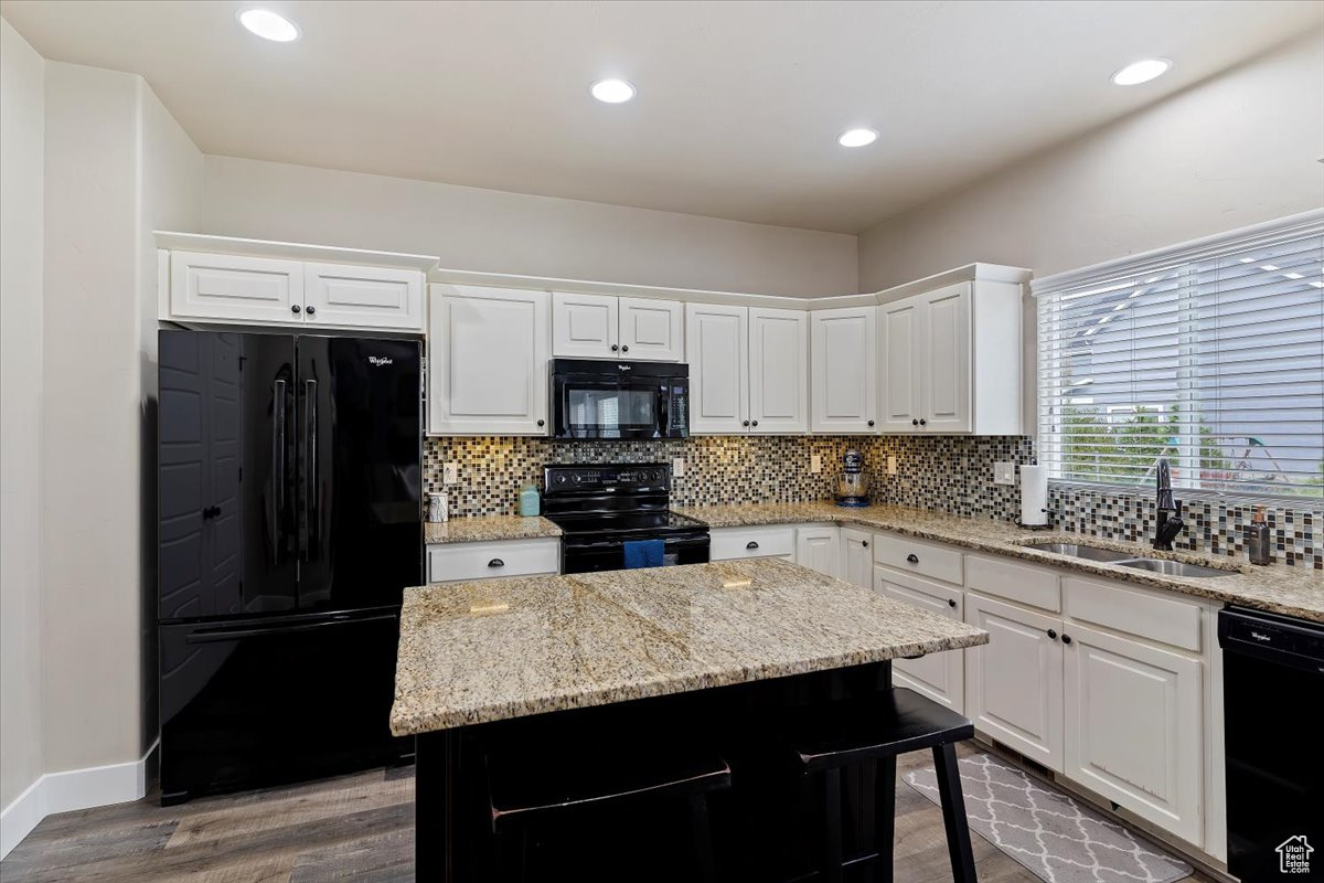 LEWIS PEAK - Residential