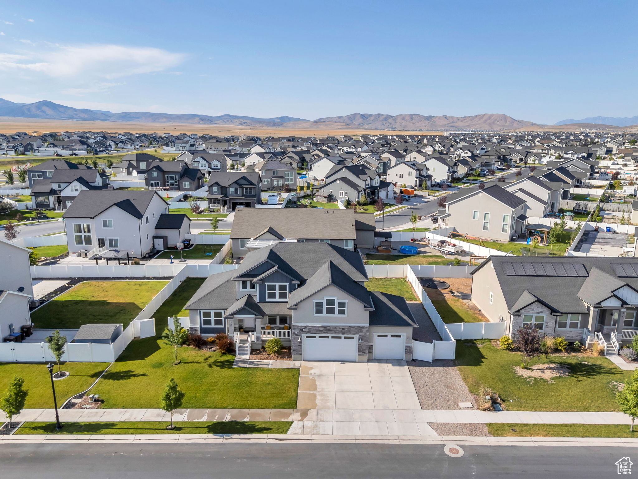 BRANDON PARK - Residential