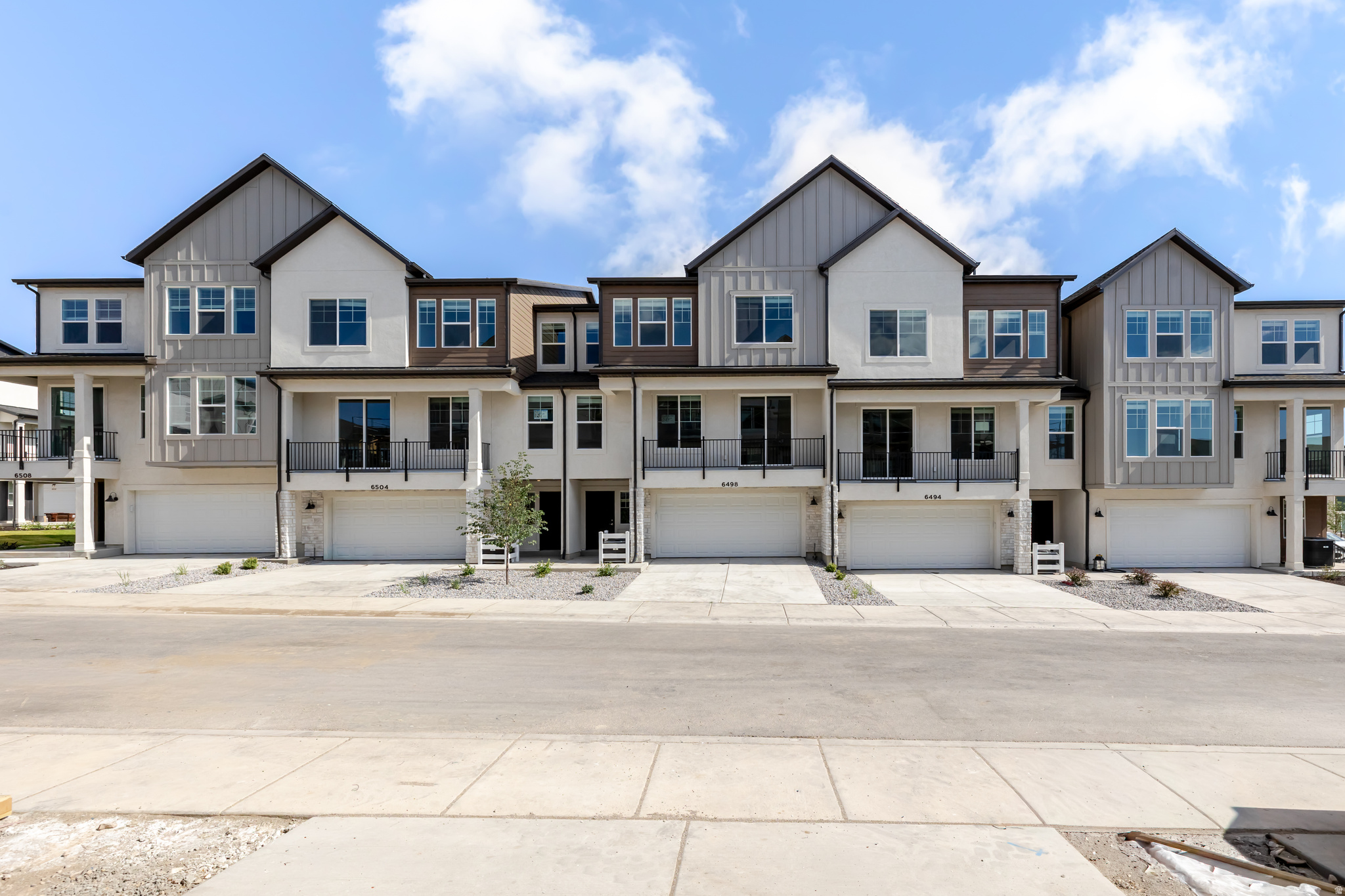 MT. RAINIER - Residential