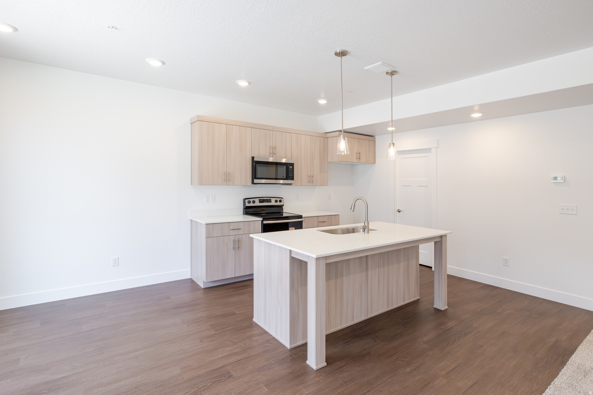 MT. RAINIER - Residential