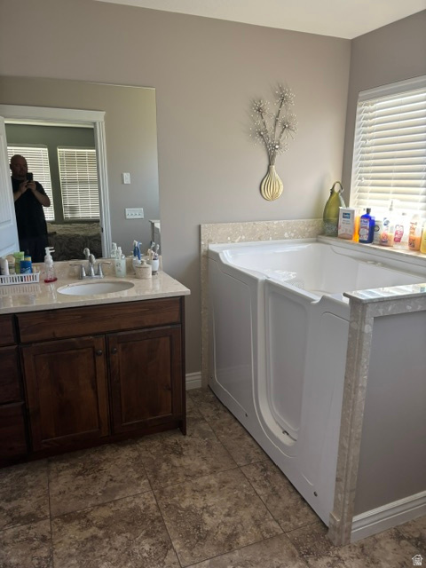 COMBE FARMS - Residential