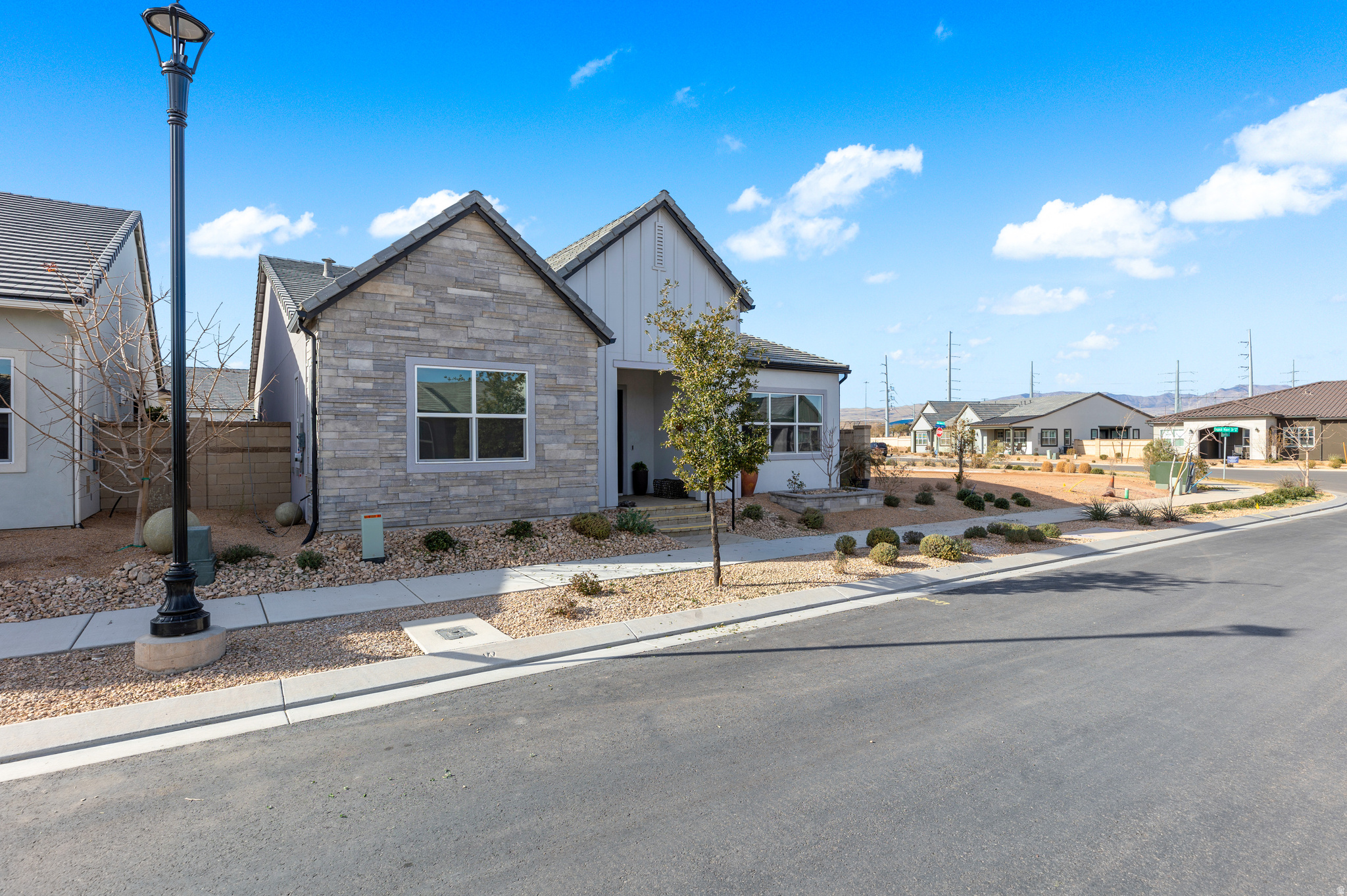 REGENCY AT DESERT COLOR 1 - Residential