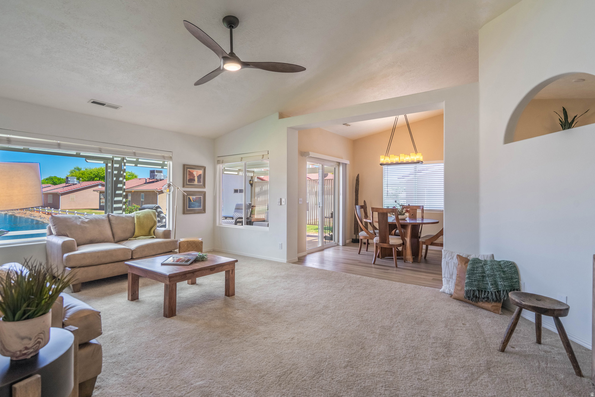 PADRE LAKES TH - Residential