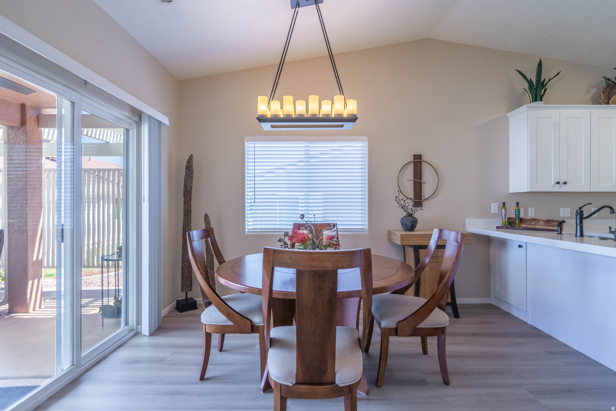 PADRE LAKES TH - Residential