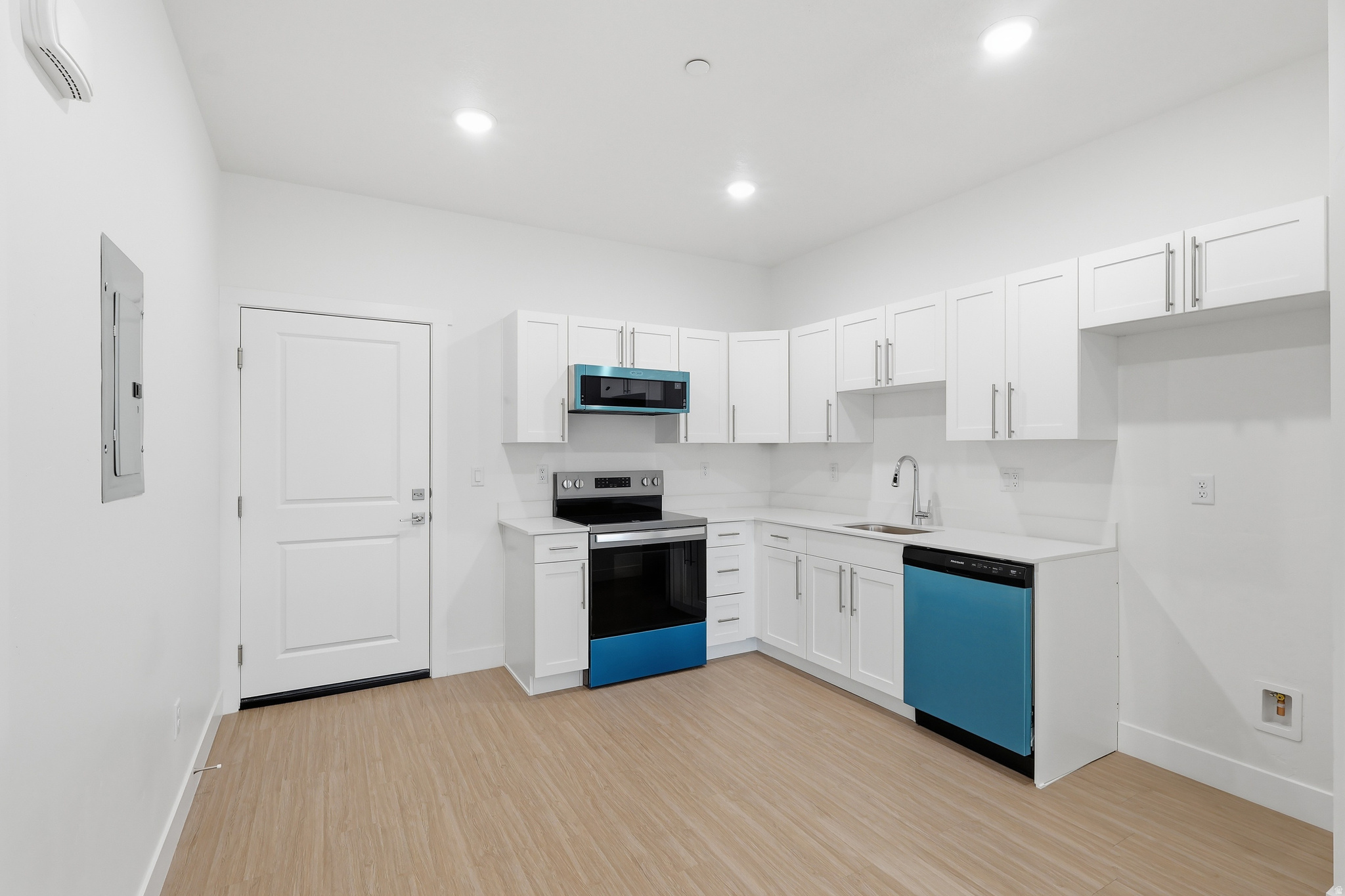 FALCON RIDGE CONDOMINIUM - Residential