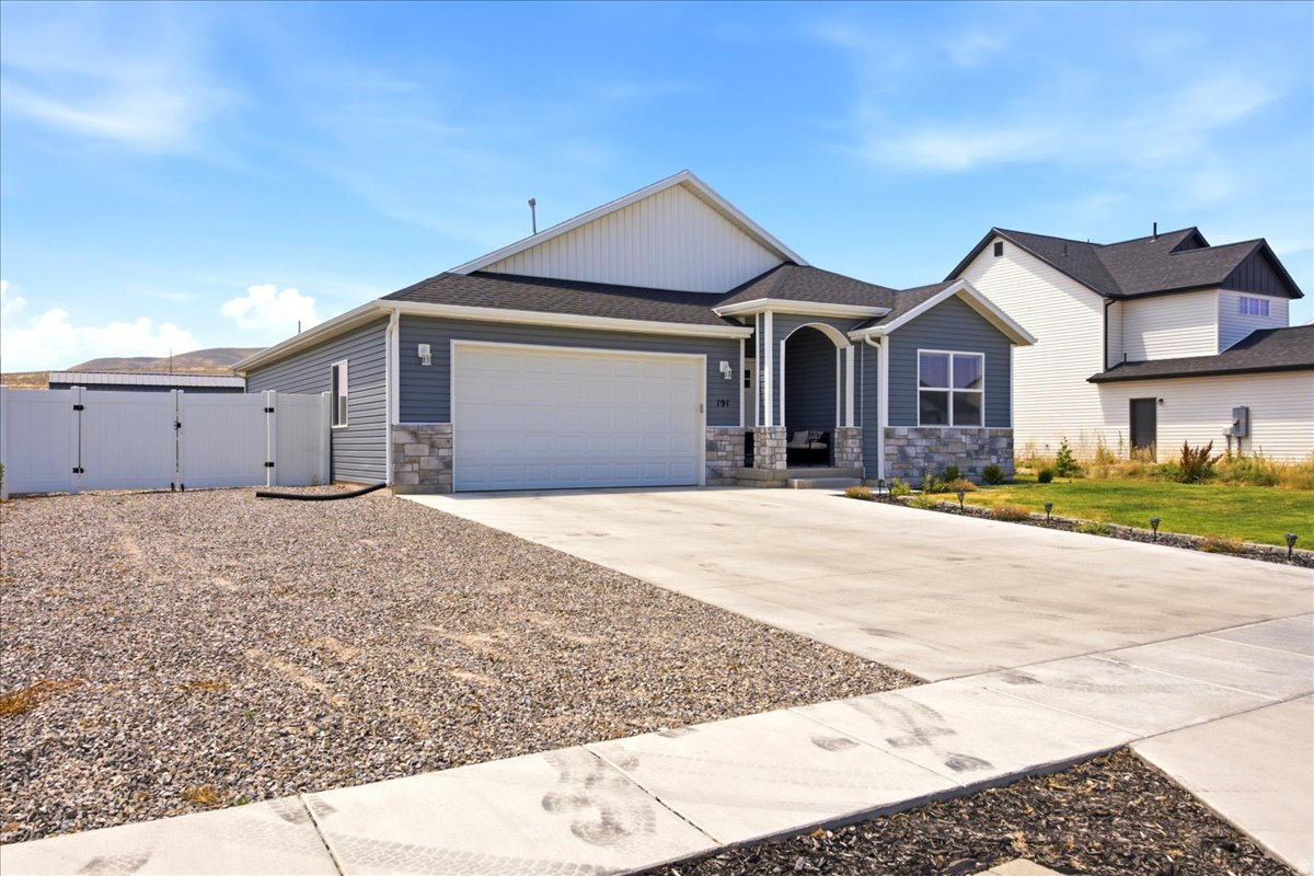 ASHLEE MEADOWS - Residential