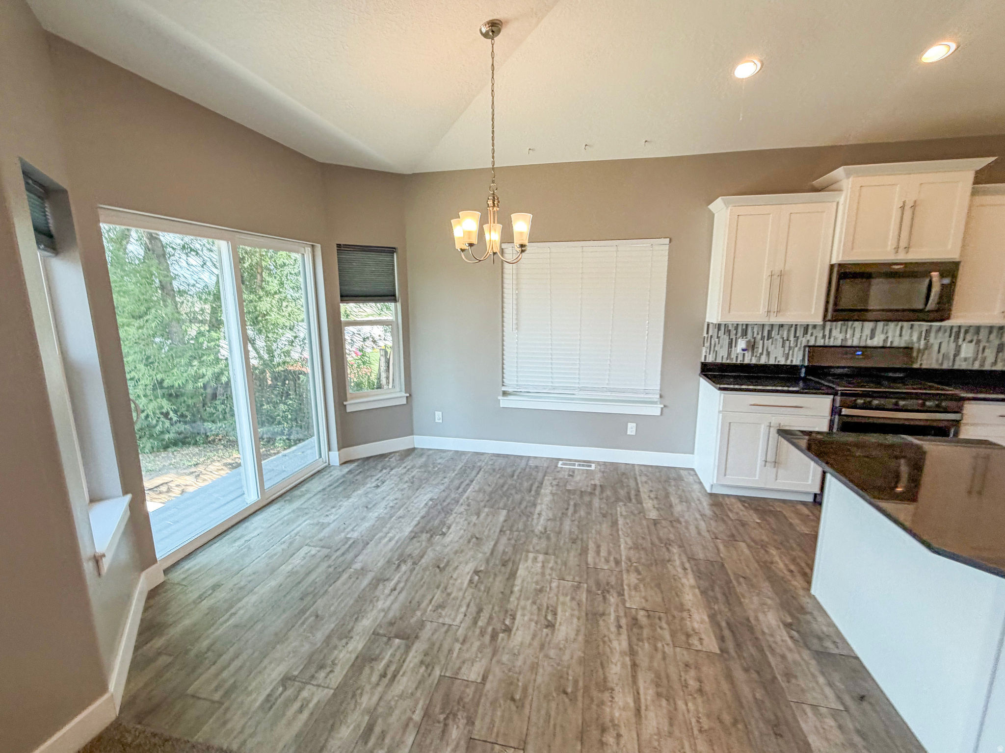 DALMORE ESTATES - Residential
