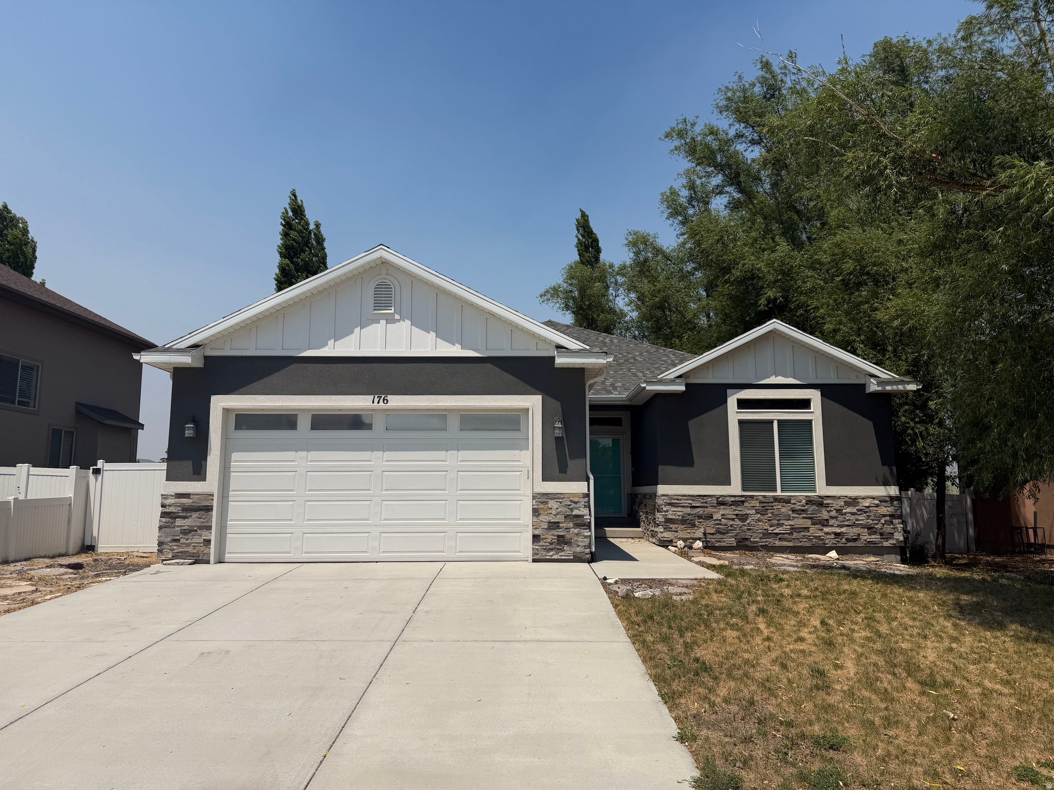 Spacious Single Level Rambler. This home is move in ready with a desirable floorplan that will not disappoint. Spacious bedrooms and modern finishes throughout. This home is priced to Sell. Great location in a quiet neighborhood in close proximity to Costco, shopping, restaurants and quick access to I-15. Home includes LVP, Carpet & tile flooring, master with sperate tub/shower with large Walkin closet and the kitchen includes gas range, stainless appliances and granite countertops. There is also extra storage in the crawl space. Schedule your showing today. Square footage figures are provided as a courtesy estimate only and were obtained from Utah County Records. Buyer is advised to obtain an independent measurement. See Agent Remarks for Showing & Offer instructions.