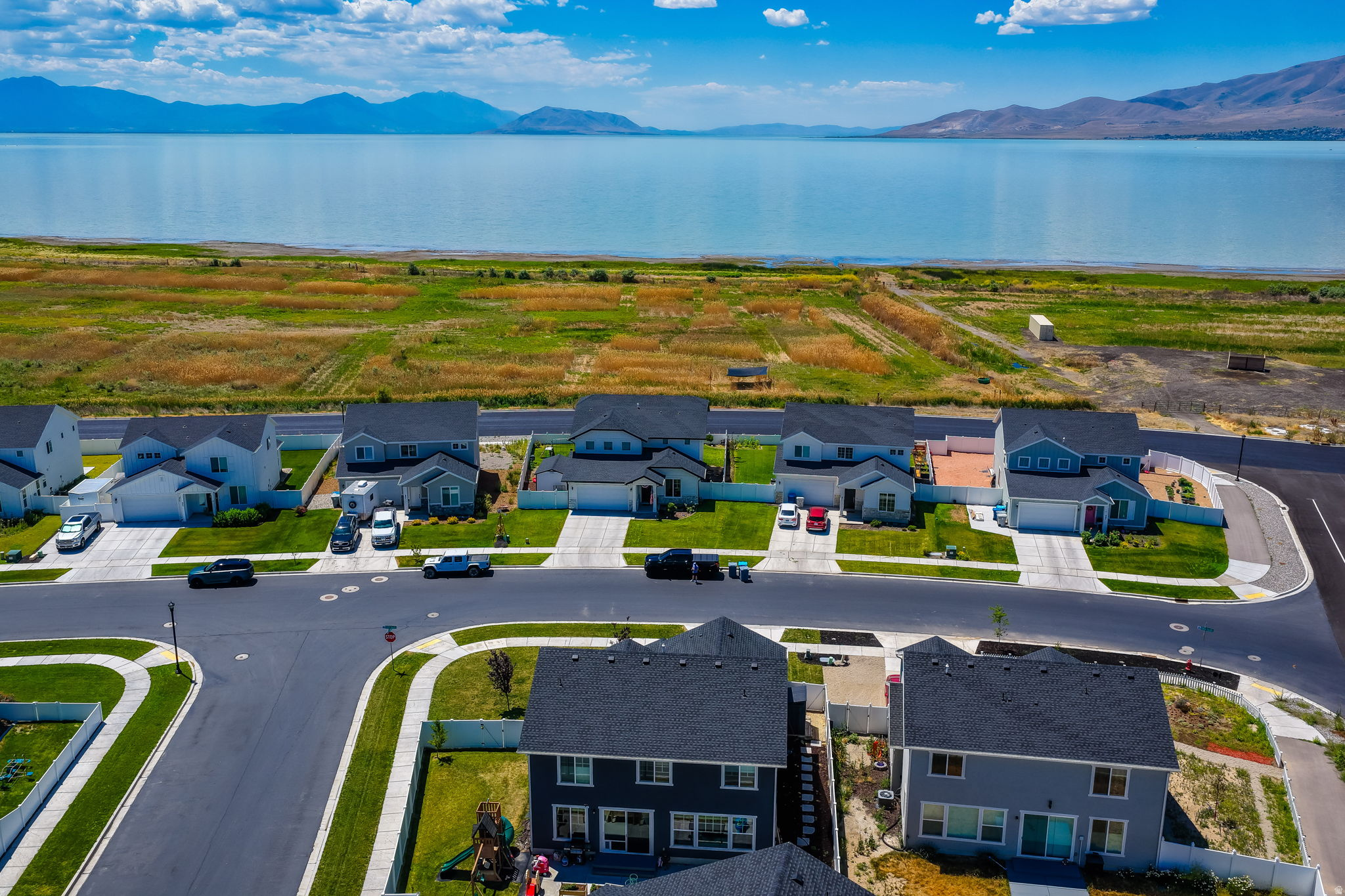 AF CROSSING - Residential