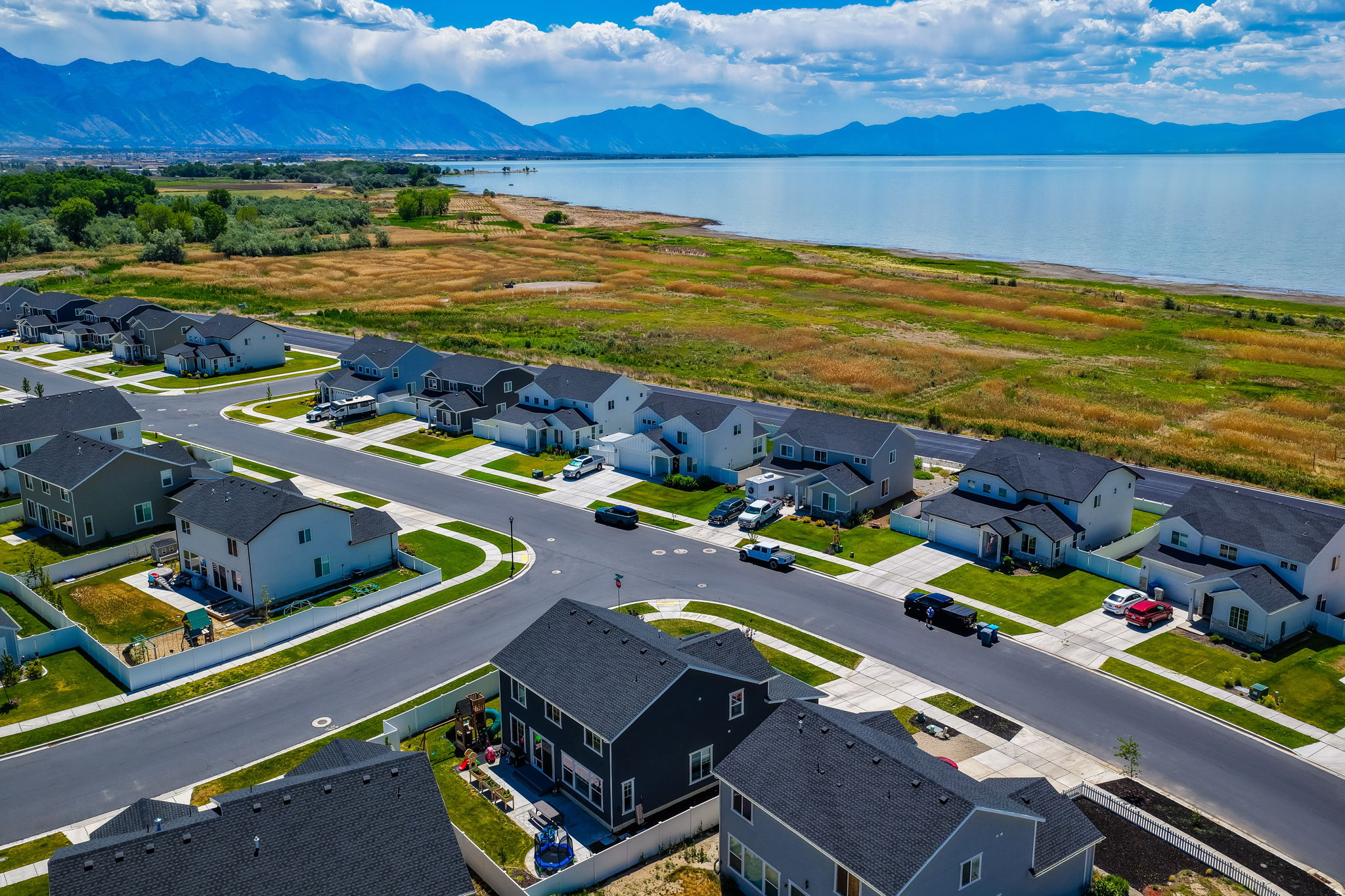 AF CROSSING - Residential