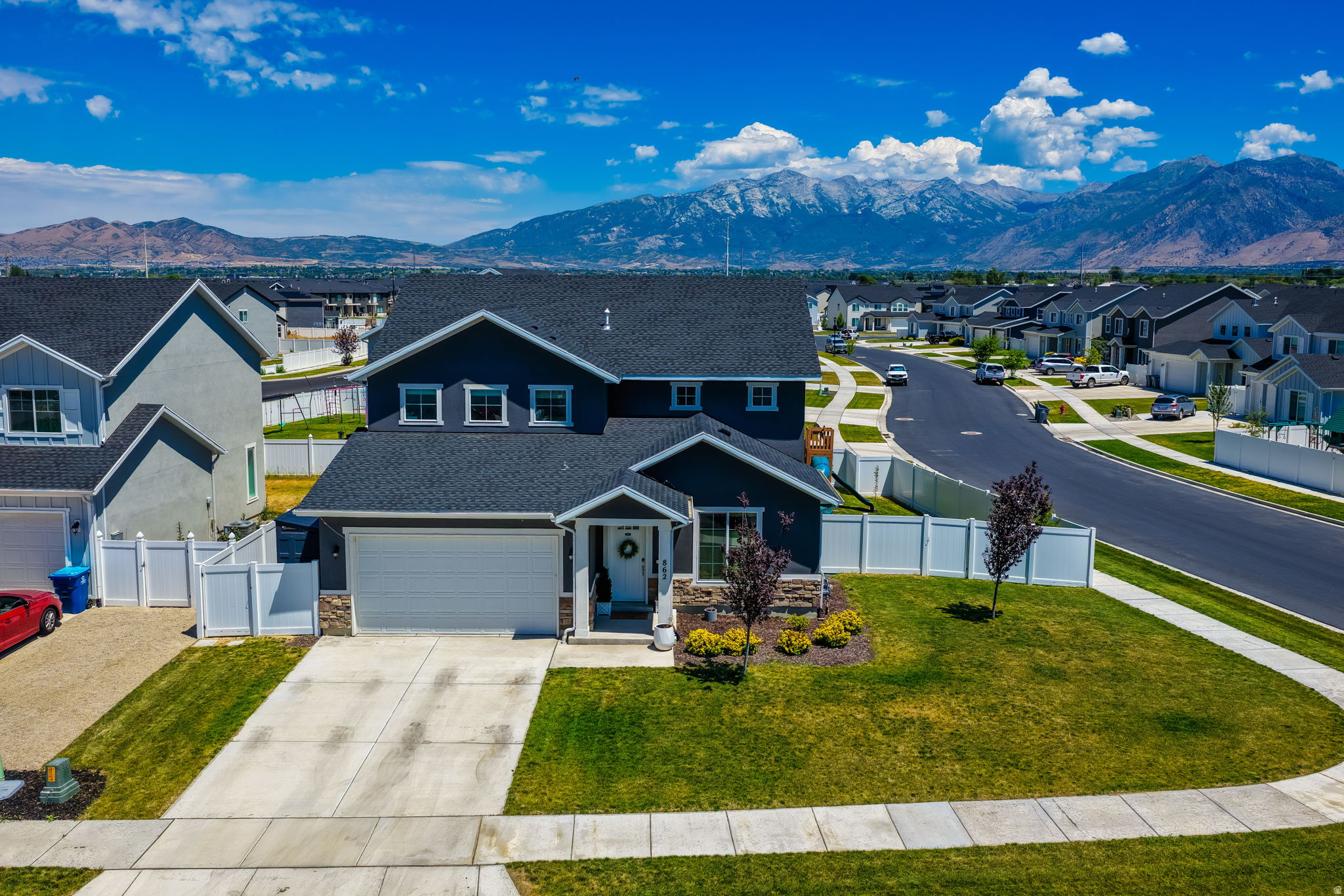 AF CROSSING - Residential