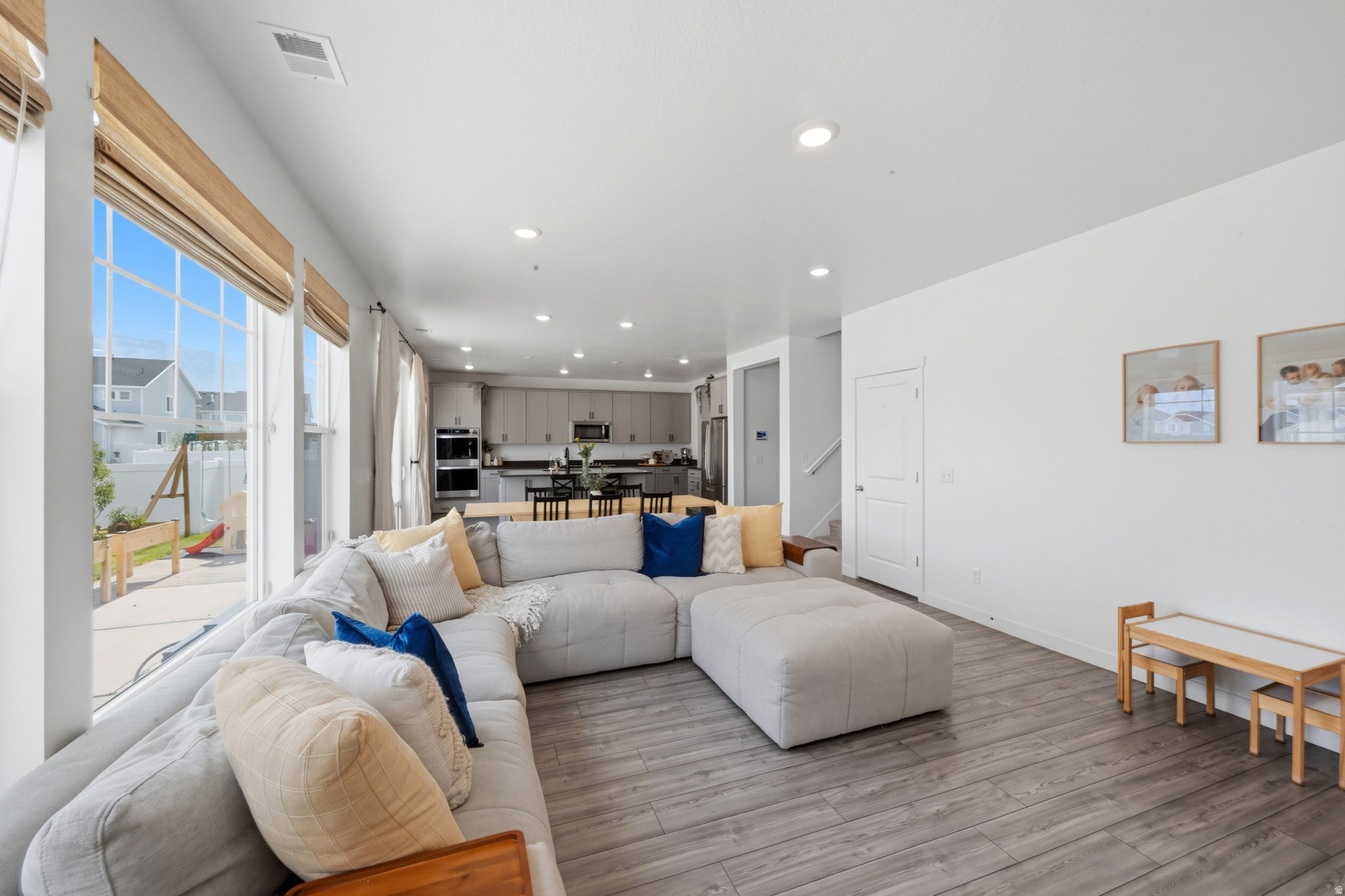 AF CROSSING - Residential