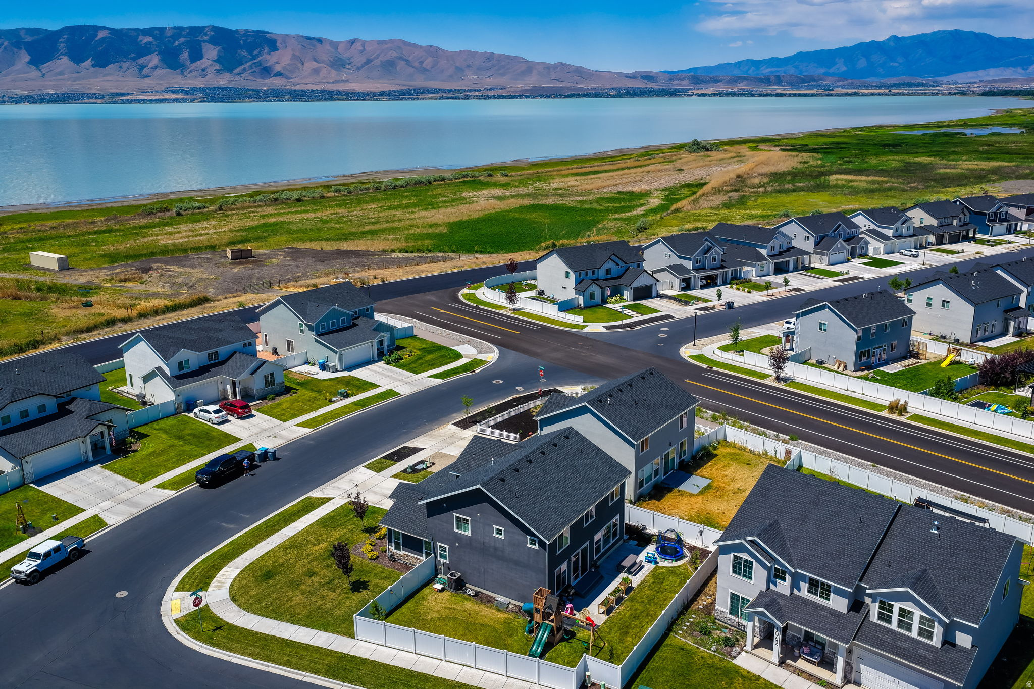 AF CROSSING - Residential