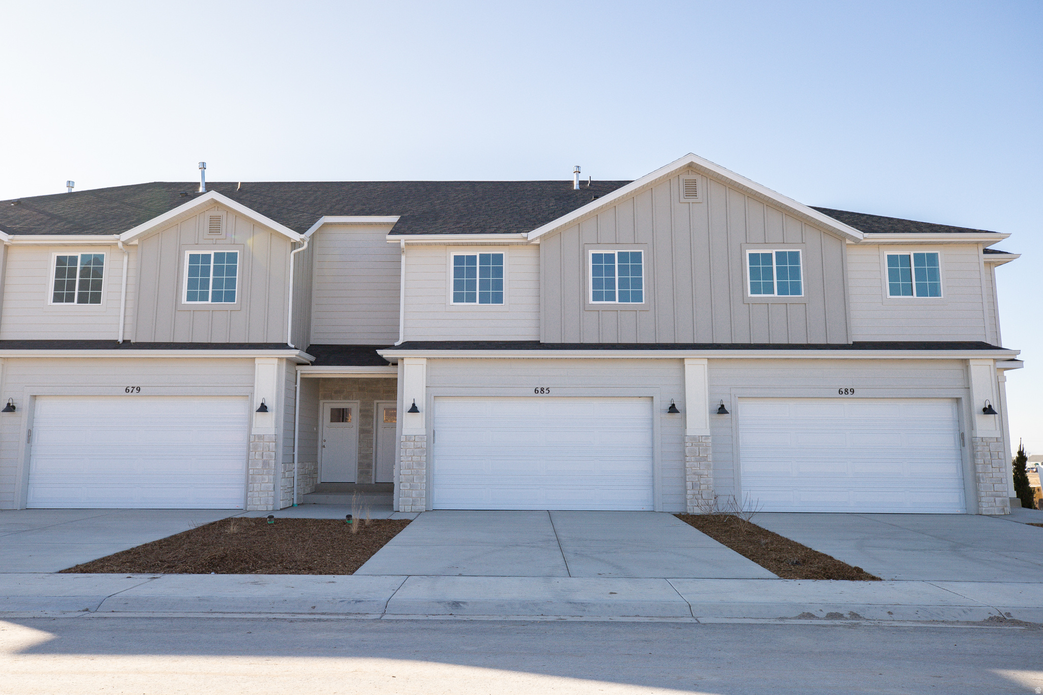 SALEM FIELDS - Residential