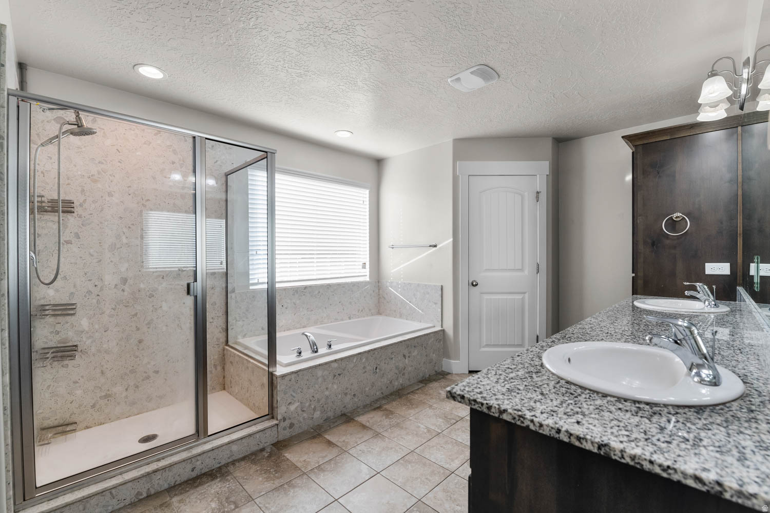 ANTHEM PARK - Residential