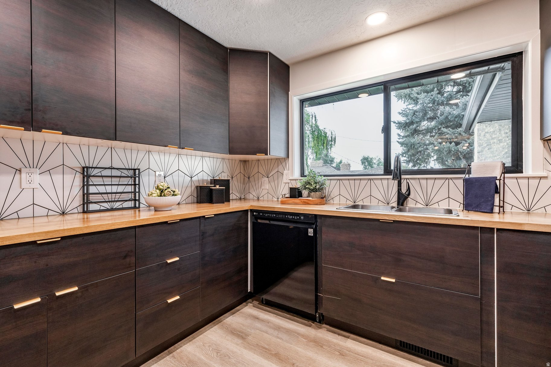 ATWOOD - Residential