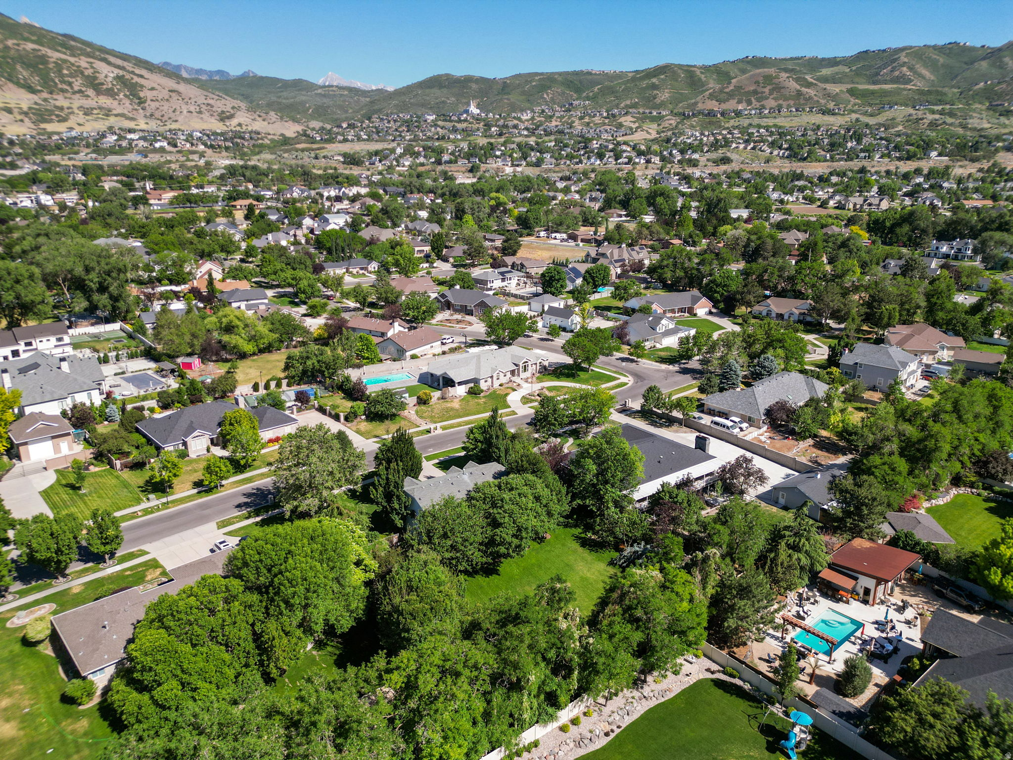 SUNWOOD RANCH - Residential