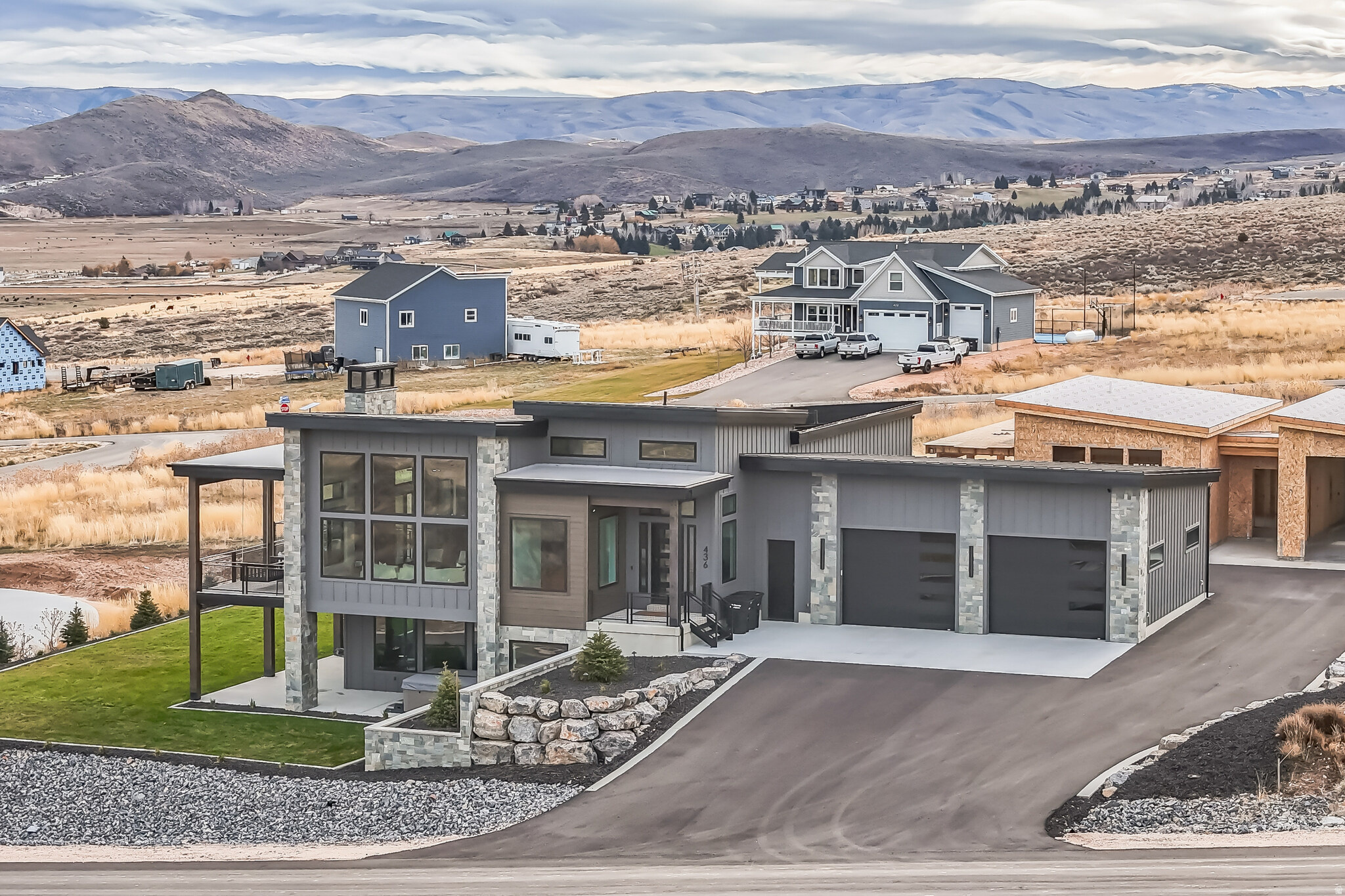 LONG RIDGE - Residential