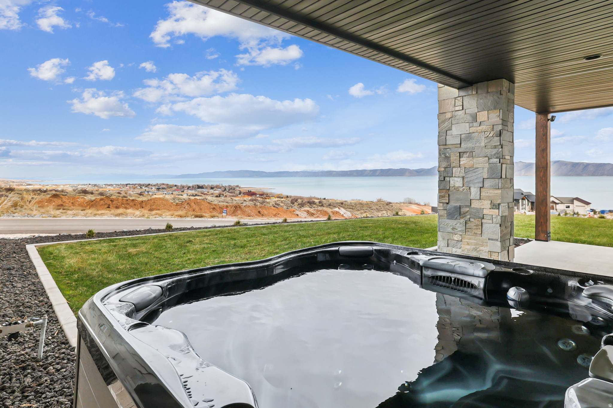 LONG RIDGE - Residential