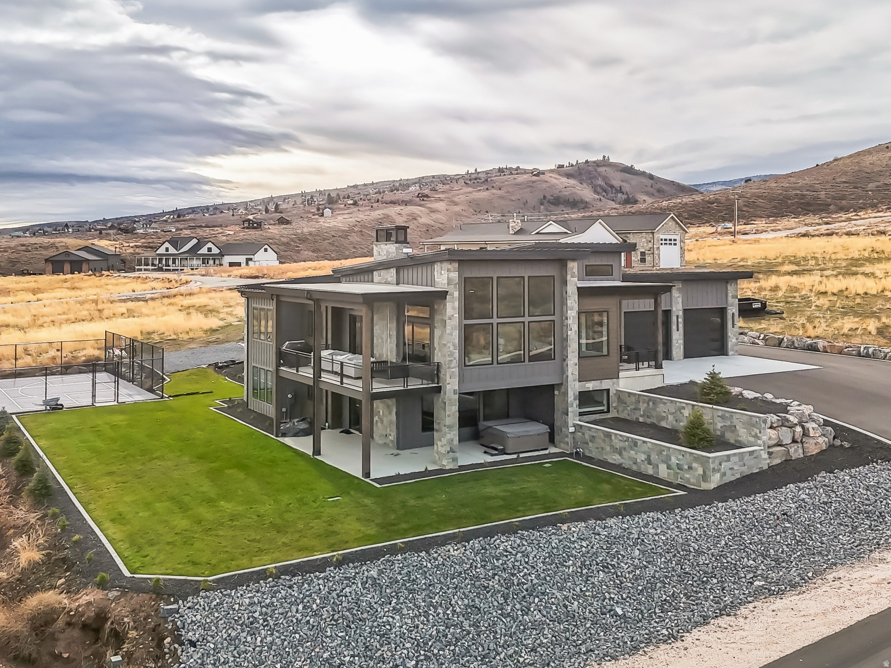 LONG RIDGE - Residential