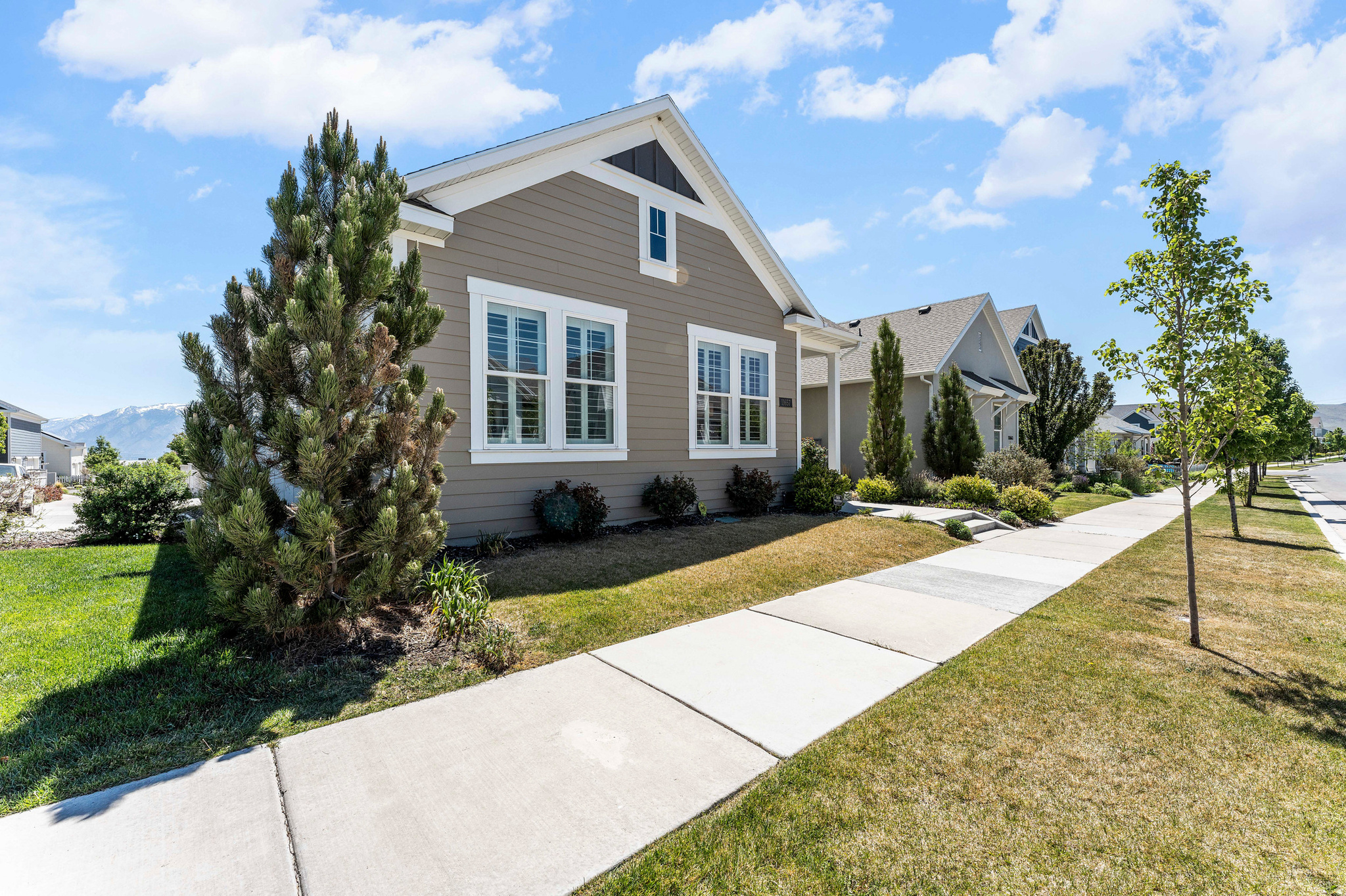 DAYBREAK VILLAGE 8 - Residential