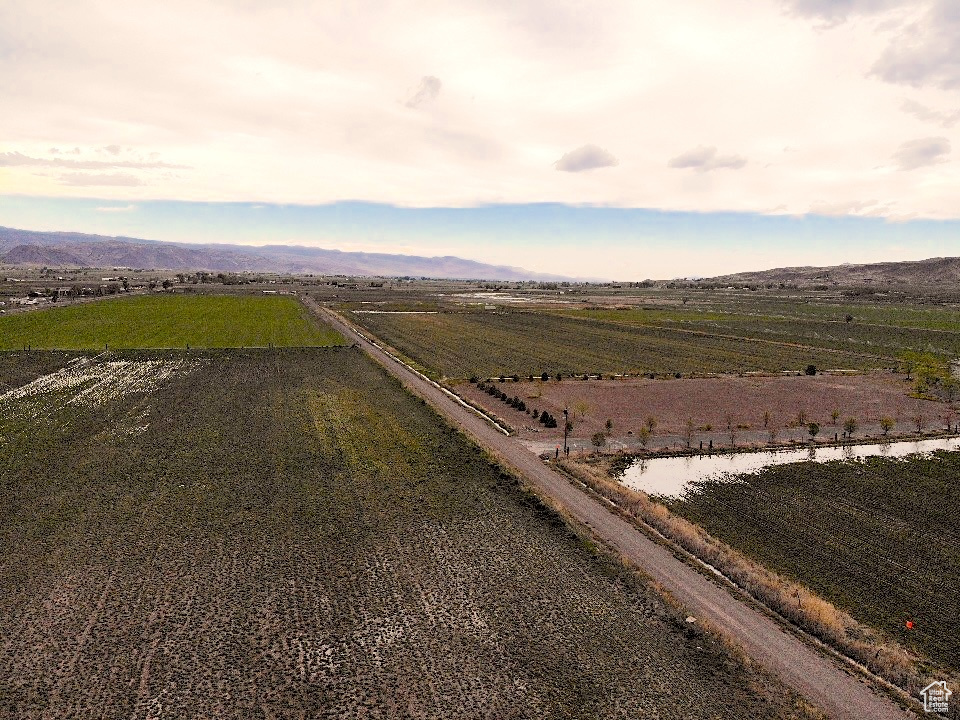 ELK VIEW - Land