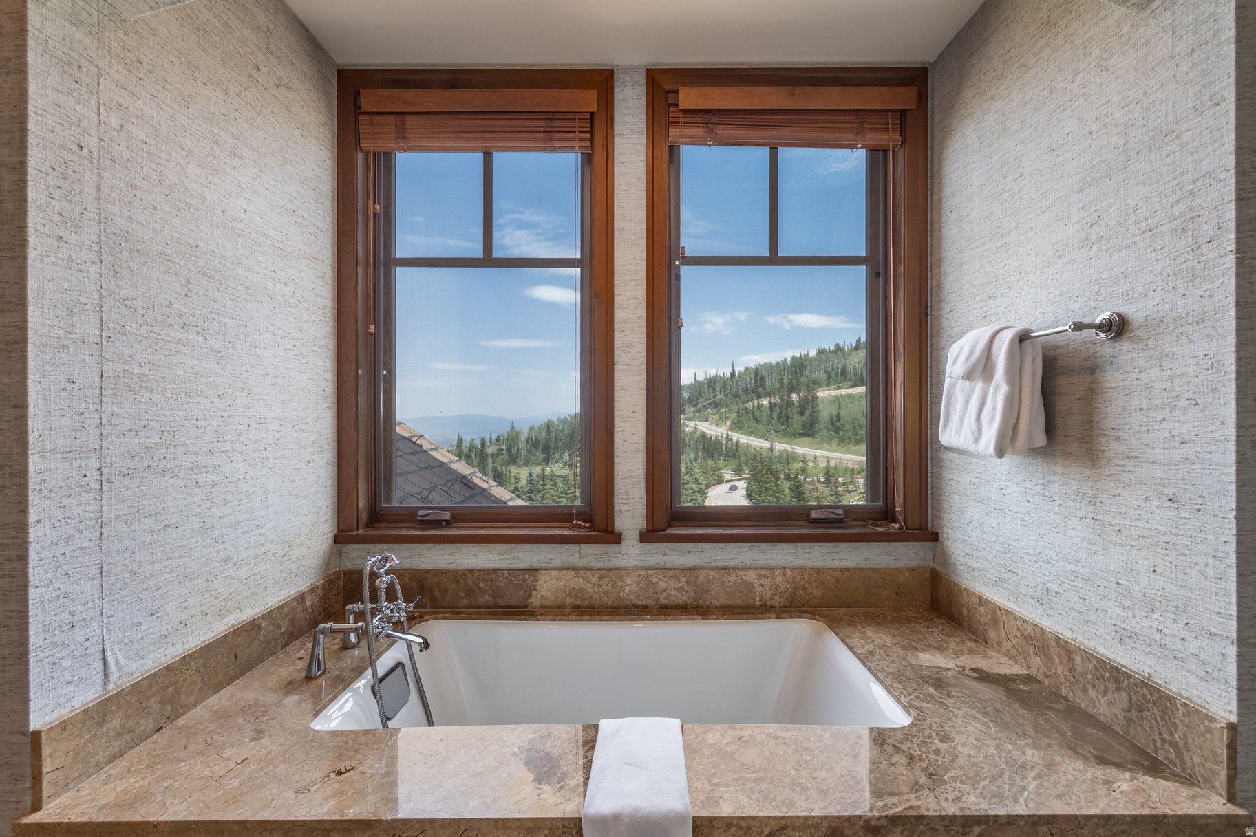 MONTAGE DEER VALLEY - Residential