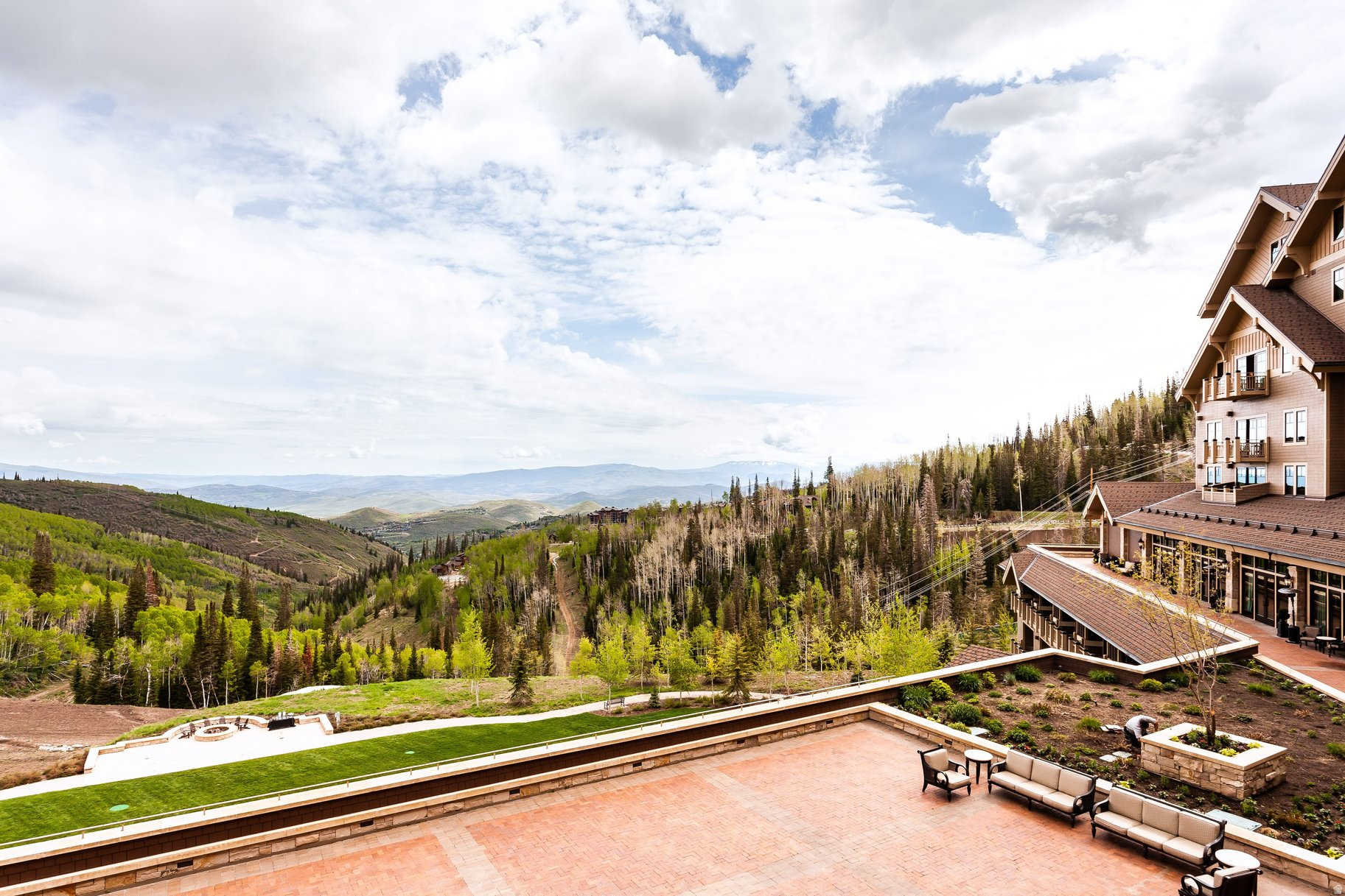 MONTAGE DEER VALLEY - Residential