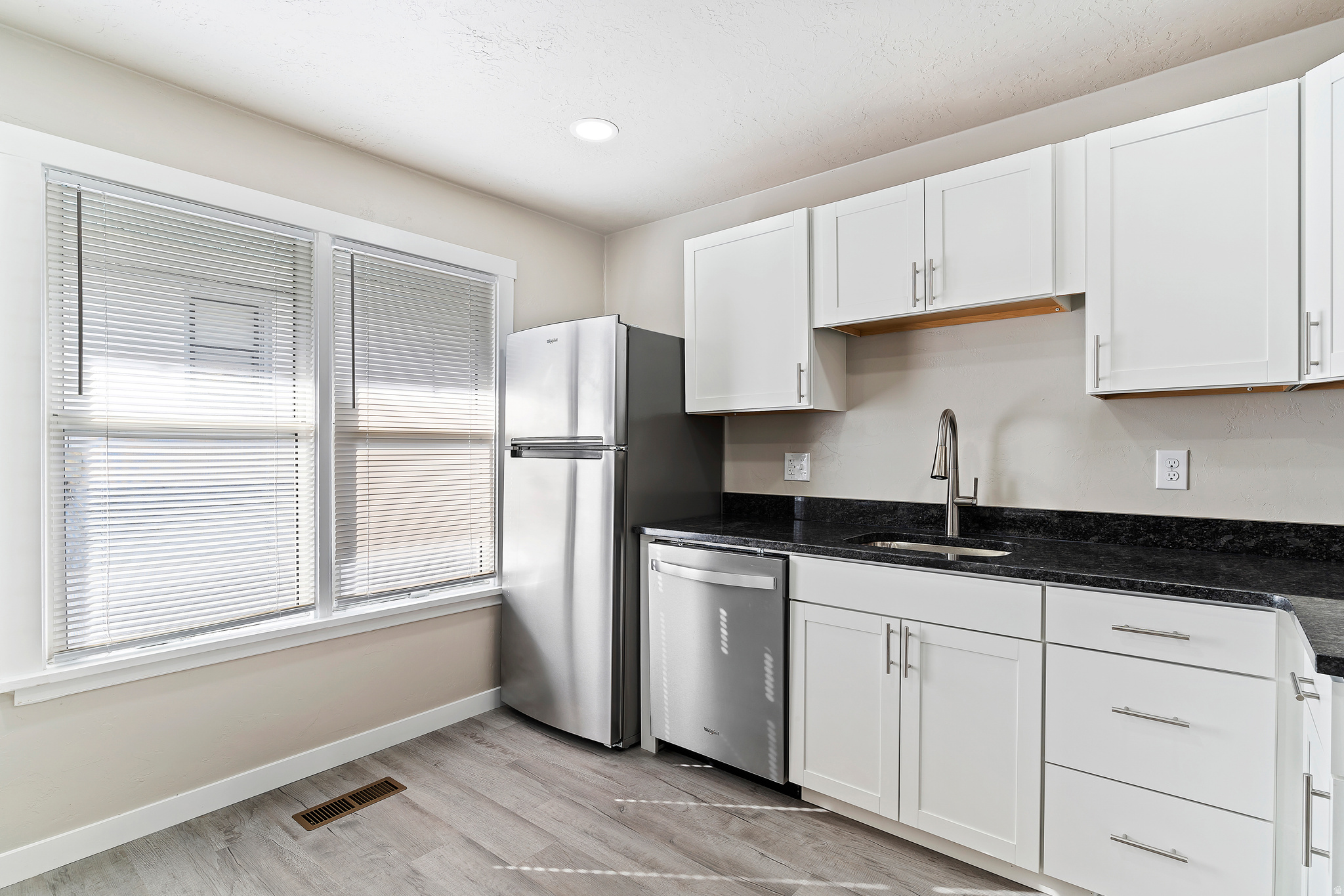 OGDEN - Residential Lease