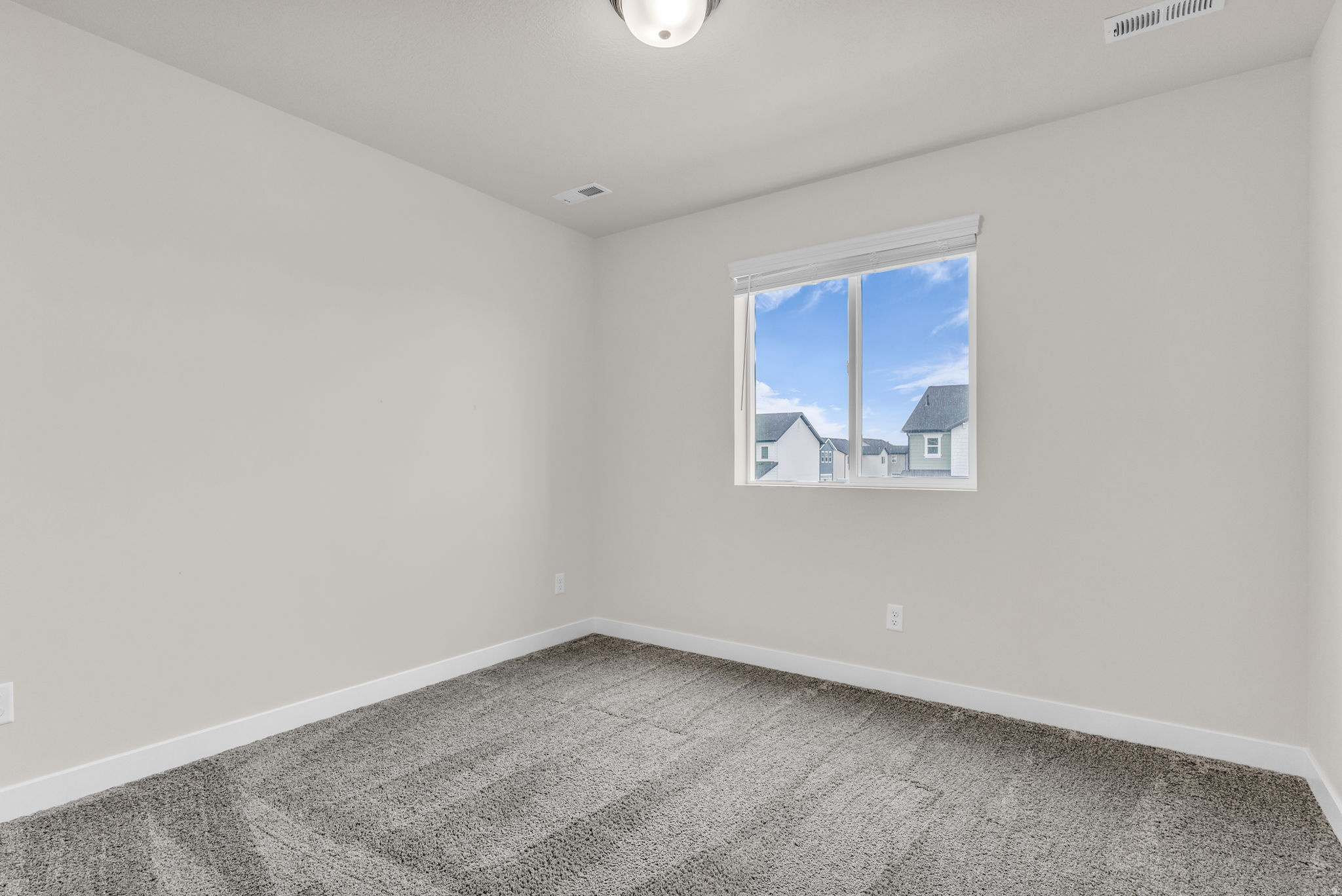 CREEKSIDE AT SHORELINE - Residential