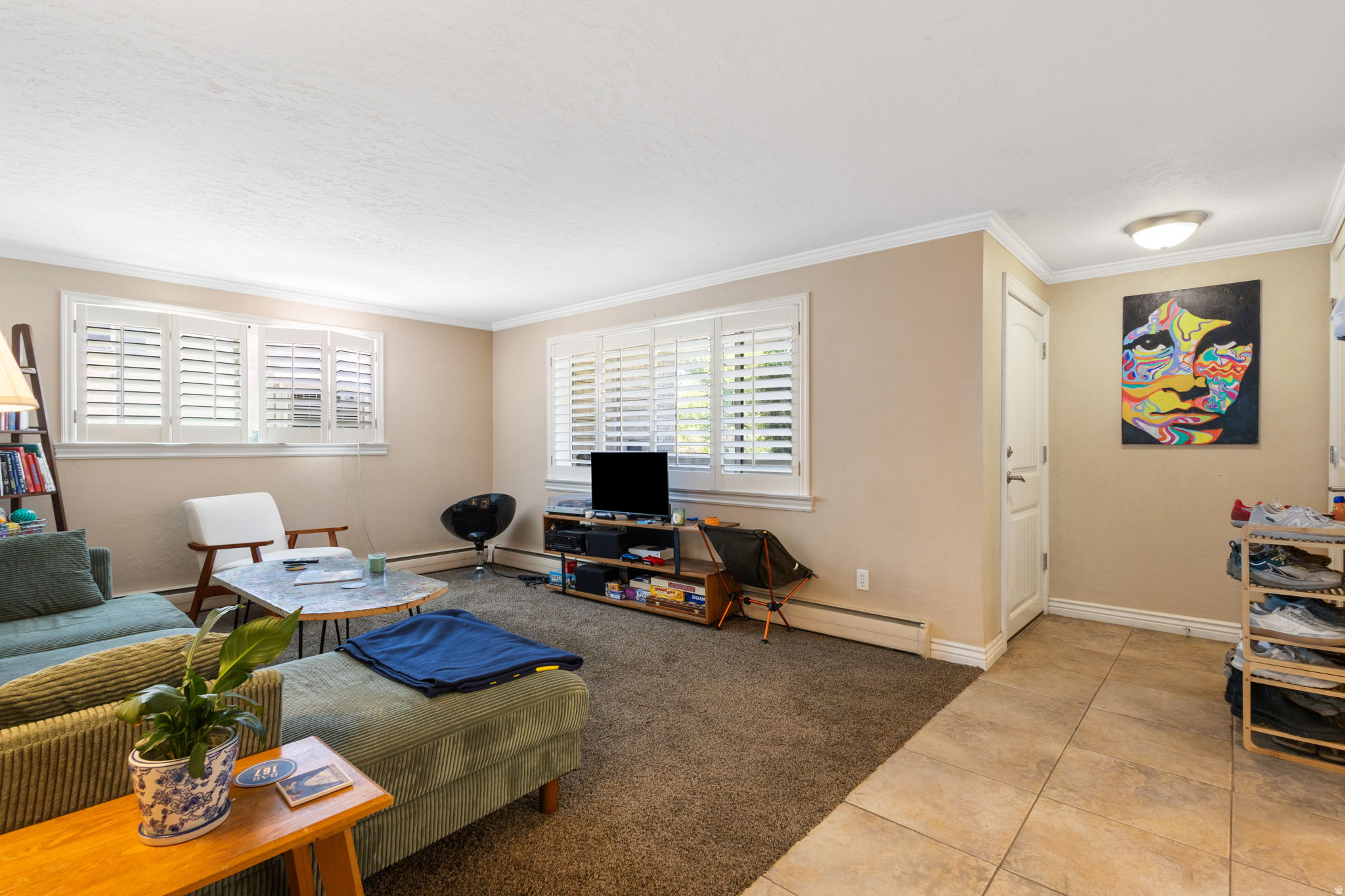WHITE LANE CONDO - Residential