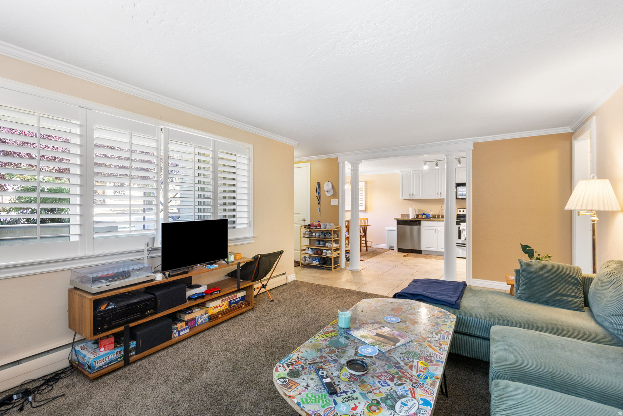 WHITE LANE CONDO - Residential