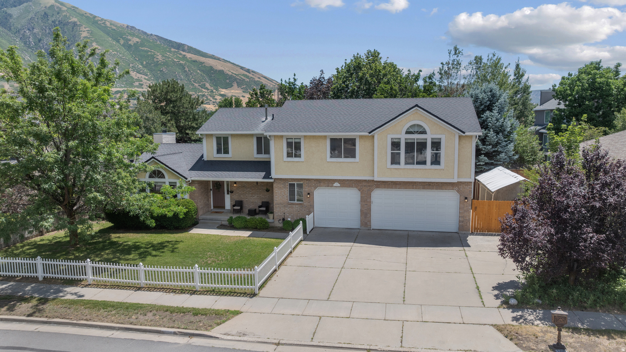 BIG WILLOW ESTATES #2 - Residential