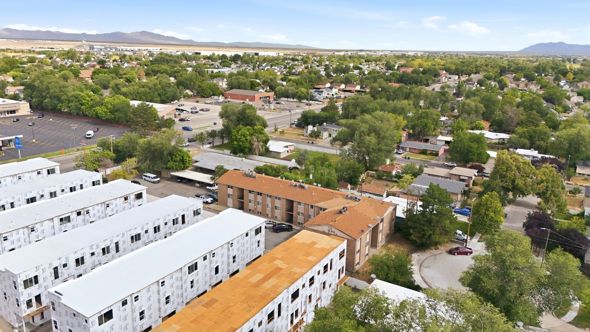 IRVING CIRCLE CONDM - Residential