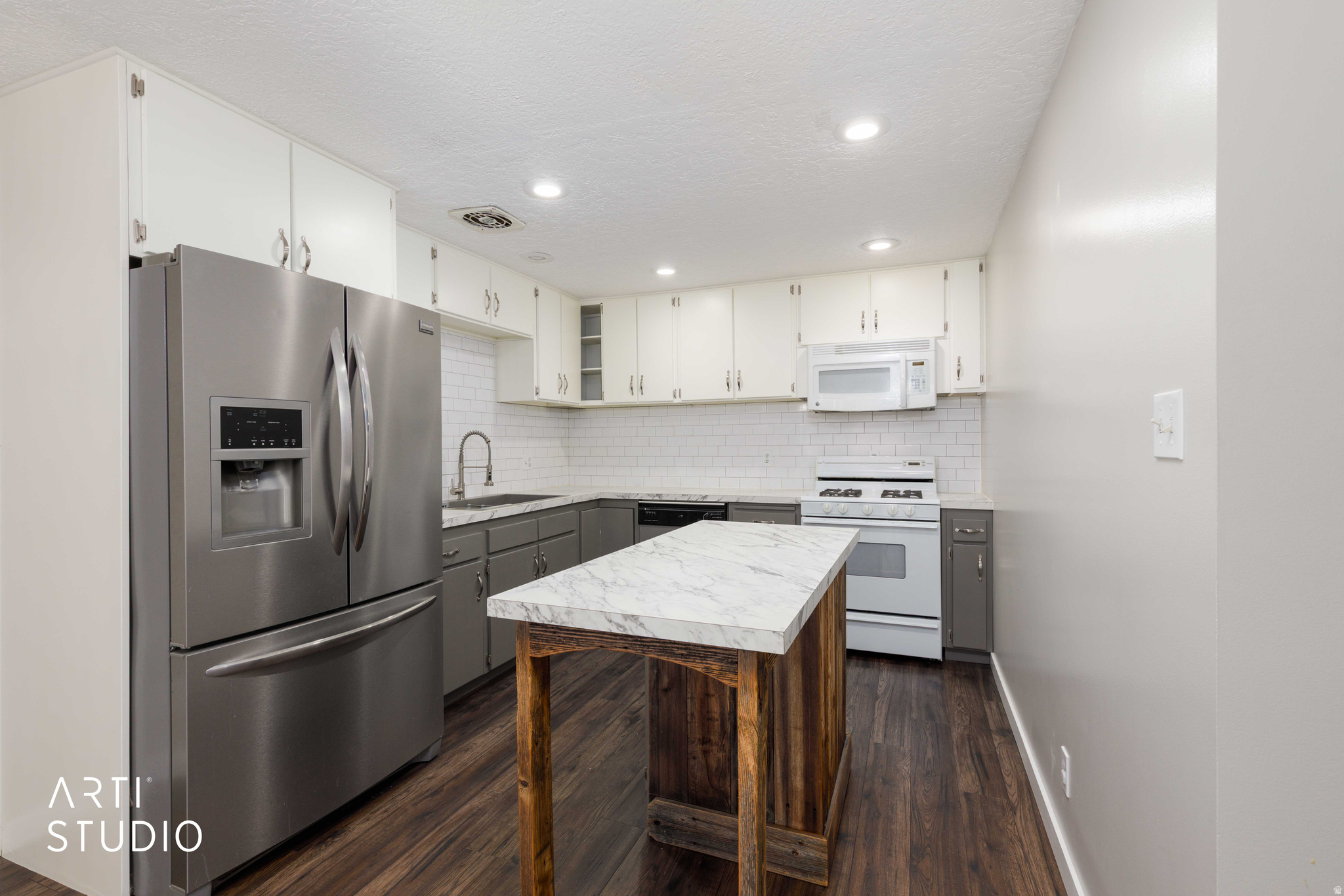 MILLSTREAM - Residential