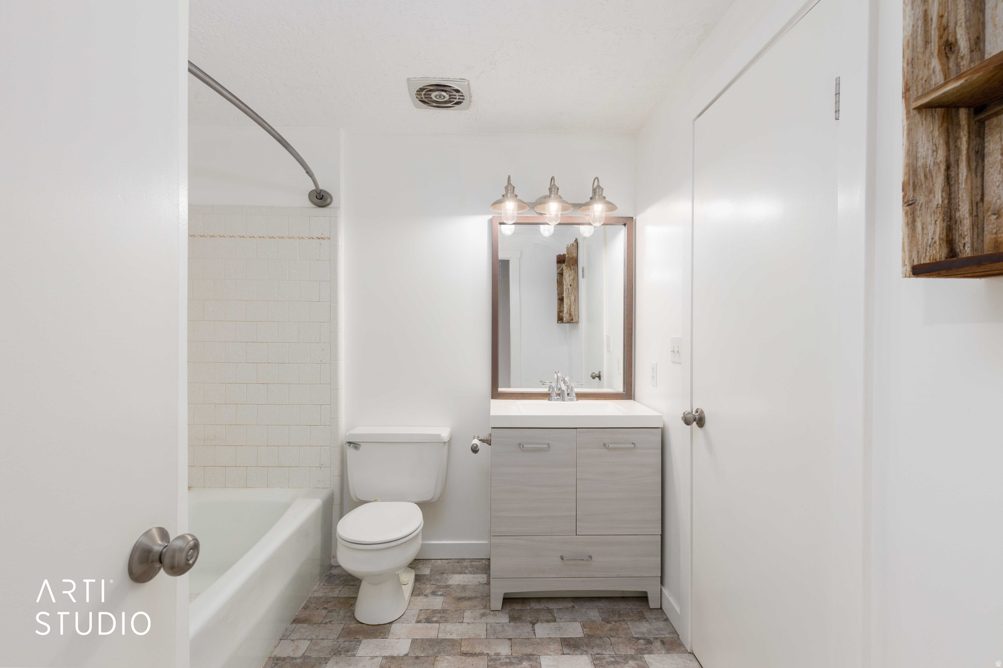 MILLSTREAM - Residential